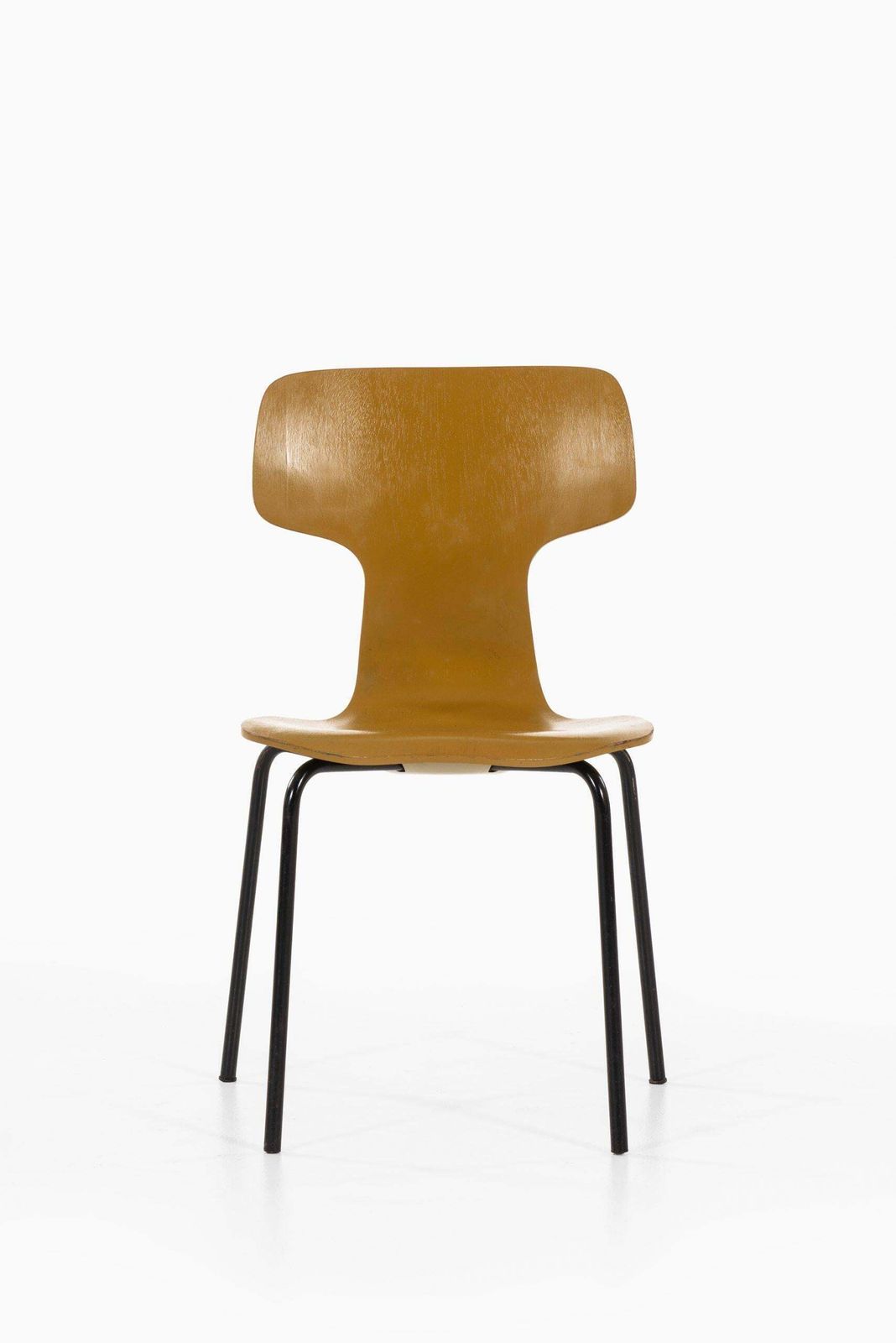 Arne Jacobsen Children T Chairs Produced By Fritz Hansen In Denmark photo 2548.0