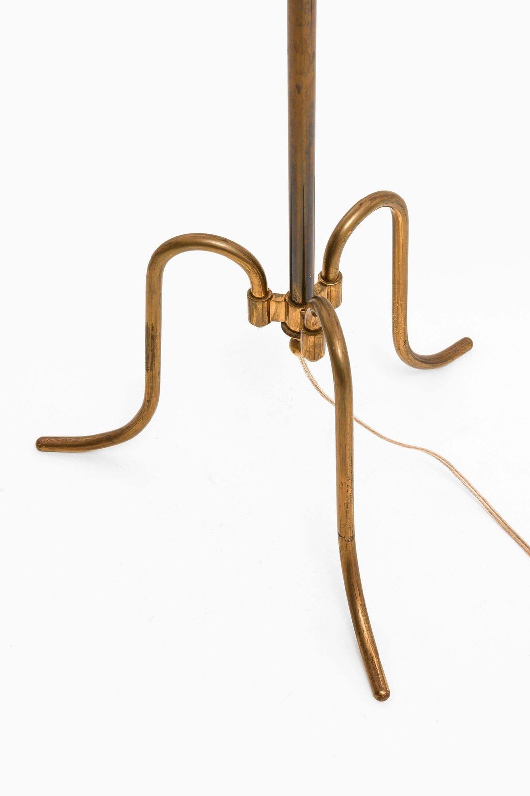 Height Adjustable Floor Lamp In Brass, Woven Cane And Rattan Shade, 1940's photo buy