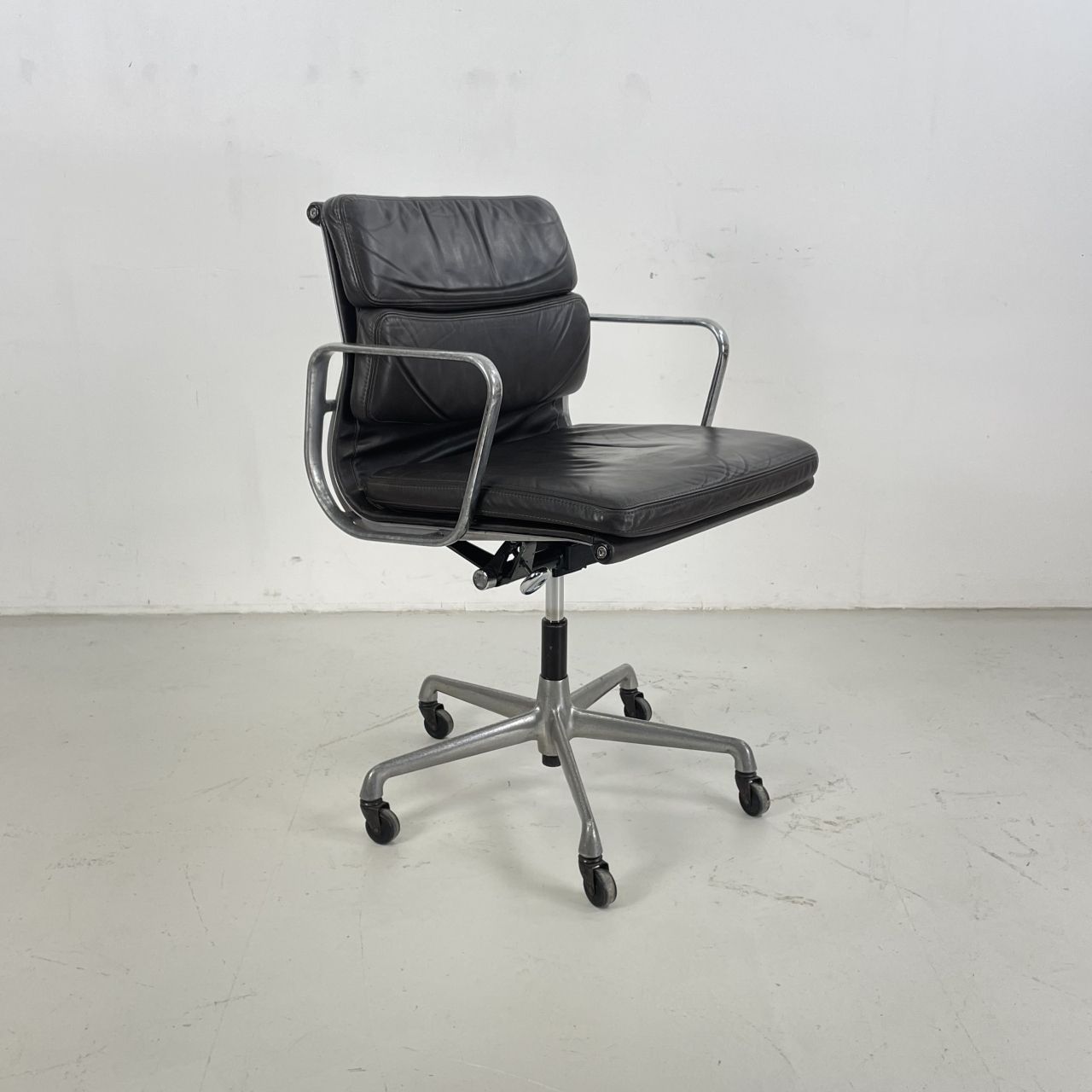Eames Herman Miller Dark Brown Leather Soft Pad Group