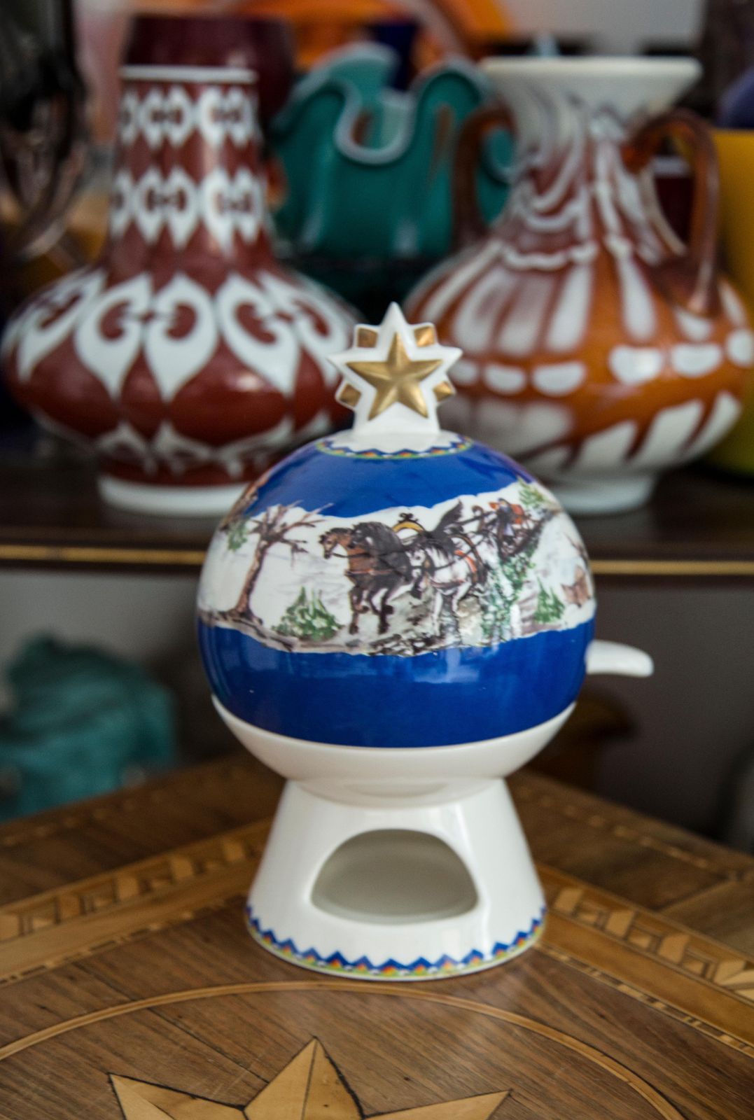 Villeroy & Boch Santa's Apple Baker Porcelain Winter Horses Apple Toaster photo furniture