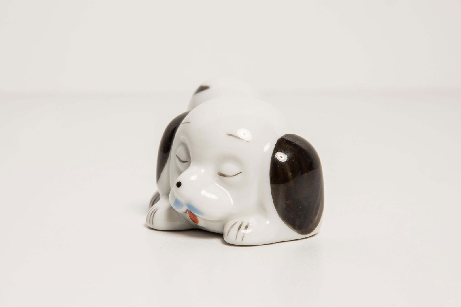 photo furniture Mid Century Small White Dog Sculpture, Italy, 1960s