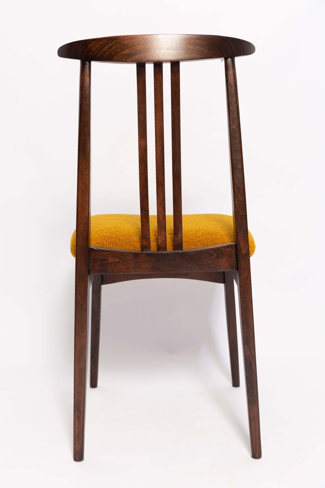 Mid Century Okergele Bouclé Fauteuil, Walnoothout, M. Zielinski, Europa, Jaren 1960 photo vinterior