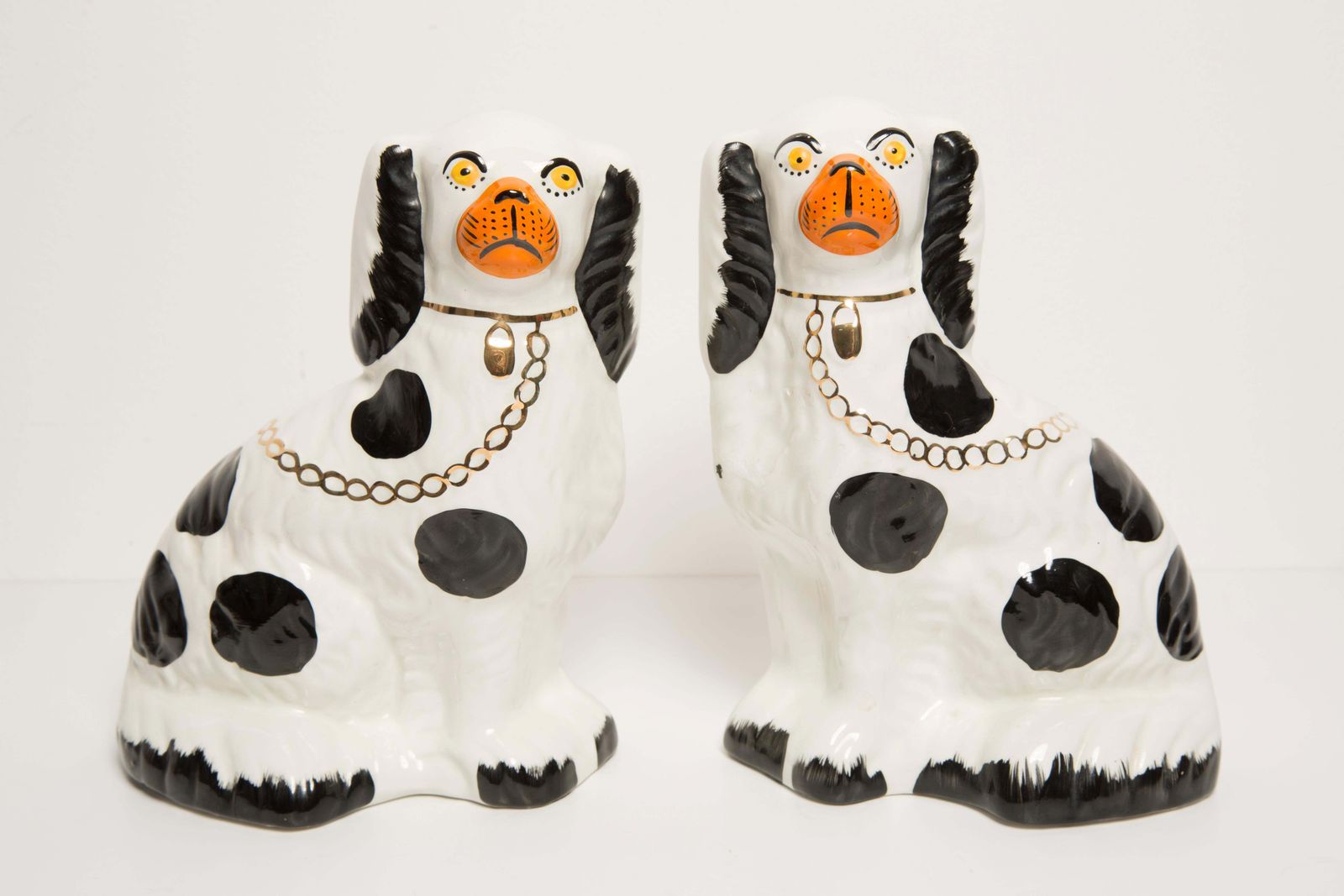 Pair Of Mid Century Dot Spaniel Dogs Sculpture Staffordshire England 1960s photo furniture