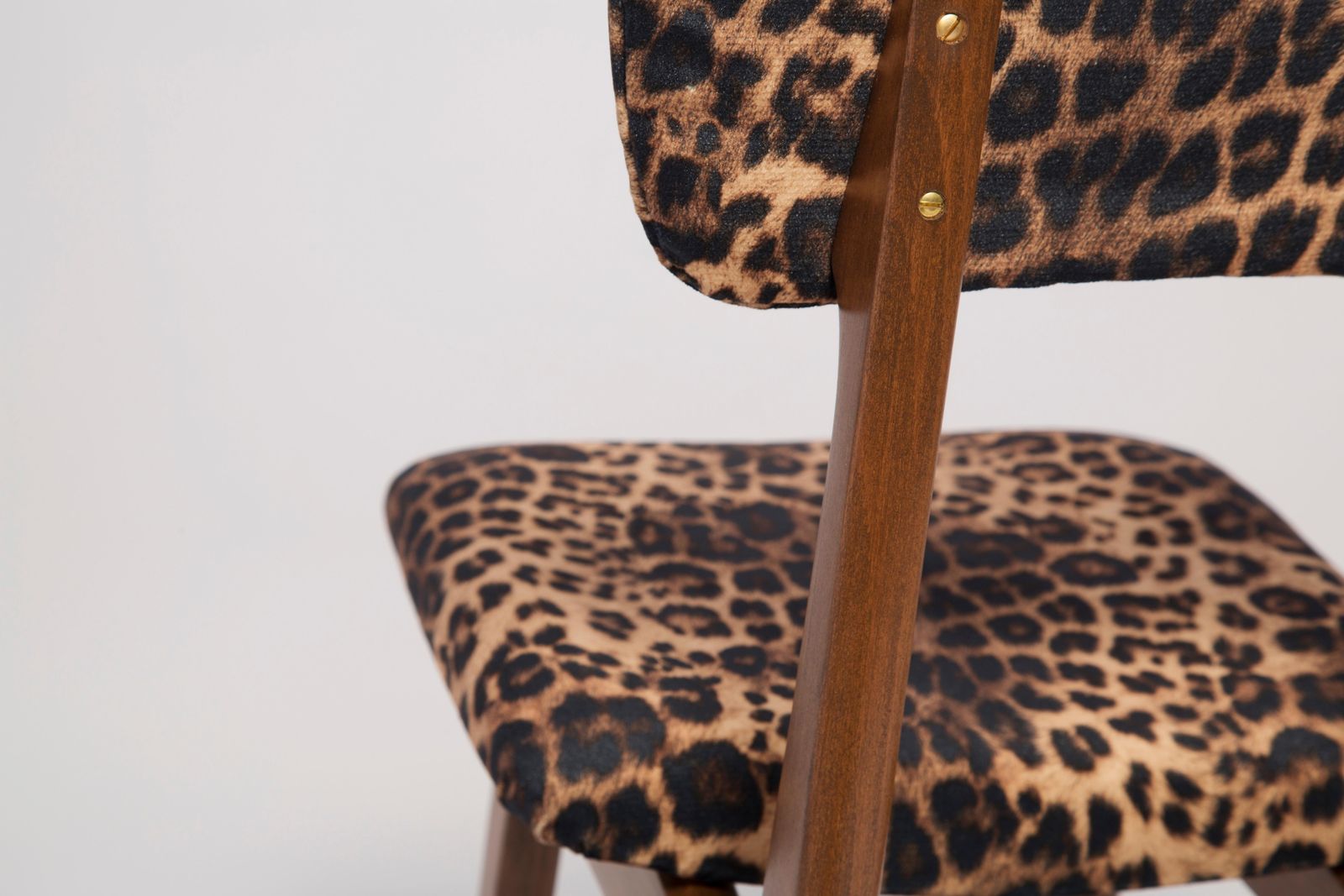 Mid Century Leopard Velvet Chair, Walnut Wood, Rajmund Halas, Poland, 1960s photo vintage