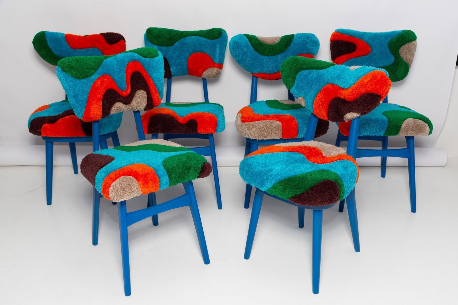 photo vinterior Mid Century Fauteuil Type A5828 Met Schelpvormige Rugleuning, Handmatig Getuft Wol In Blauw Groen, Europa, Polen, Ca. Jaren 1960