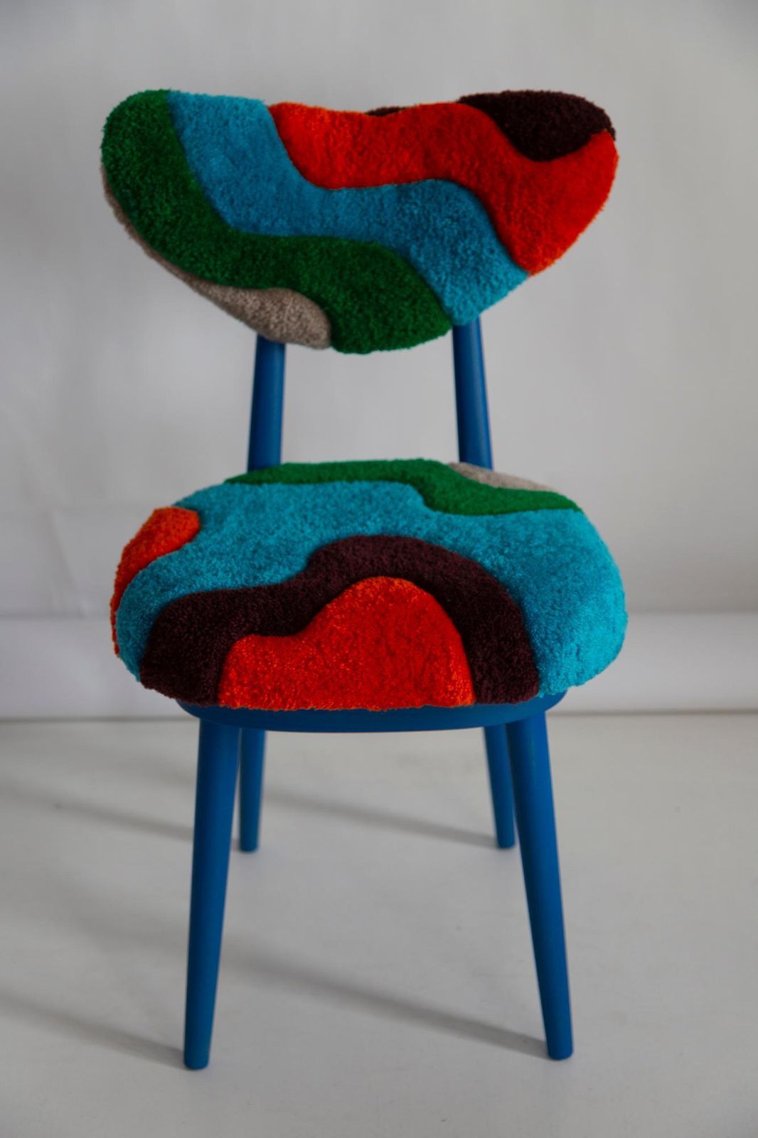 Furniture Mid Century Heart Chair In Hand Tufting Blue Wool, Europe, Poland, 1960s photo