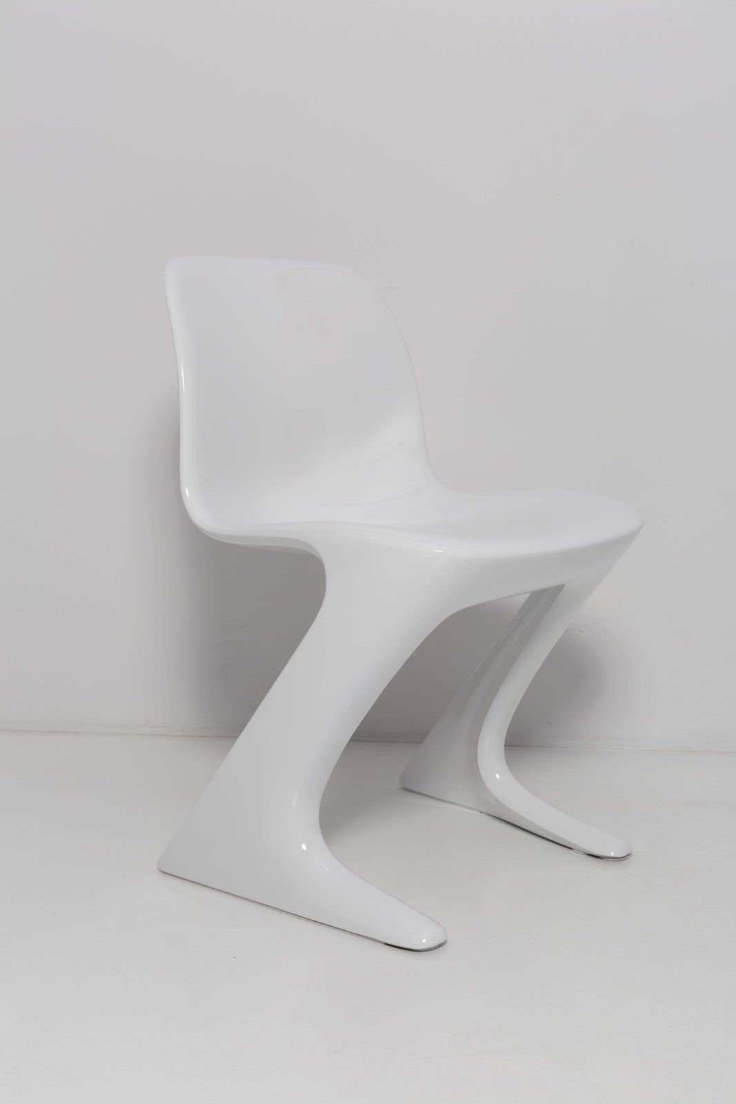 White Glossy Kangaroo Chair Designed By Ernst Moeckl, Germany, 1960s photo for sale