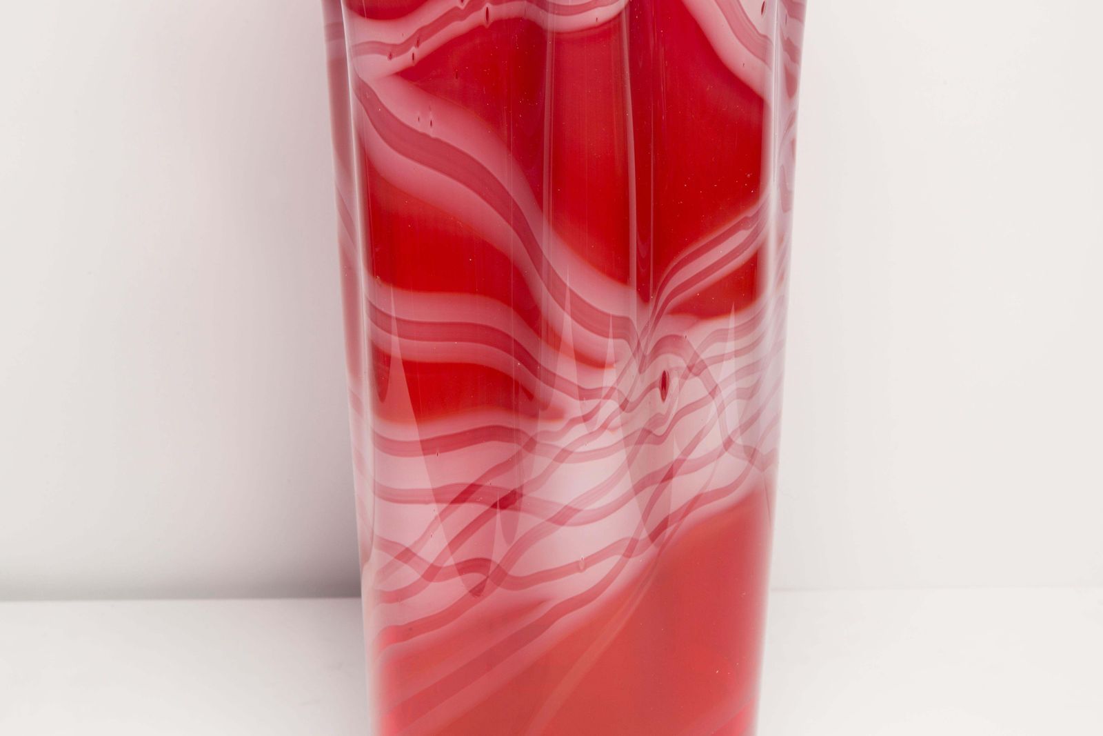 Mid Century Artistic Glass Big Red Vase, Tarnowiec, Sulczan, Europe, 1970s photo 1123.0