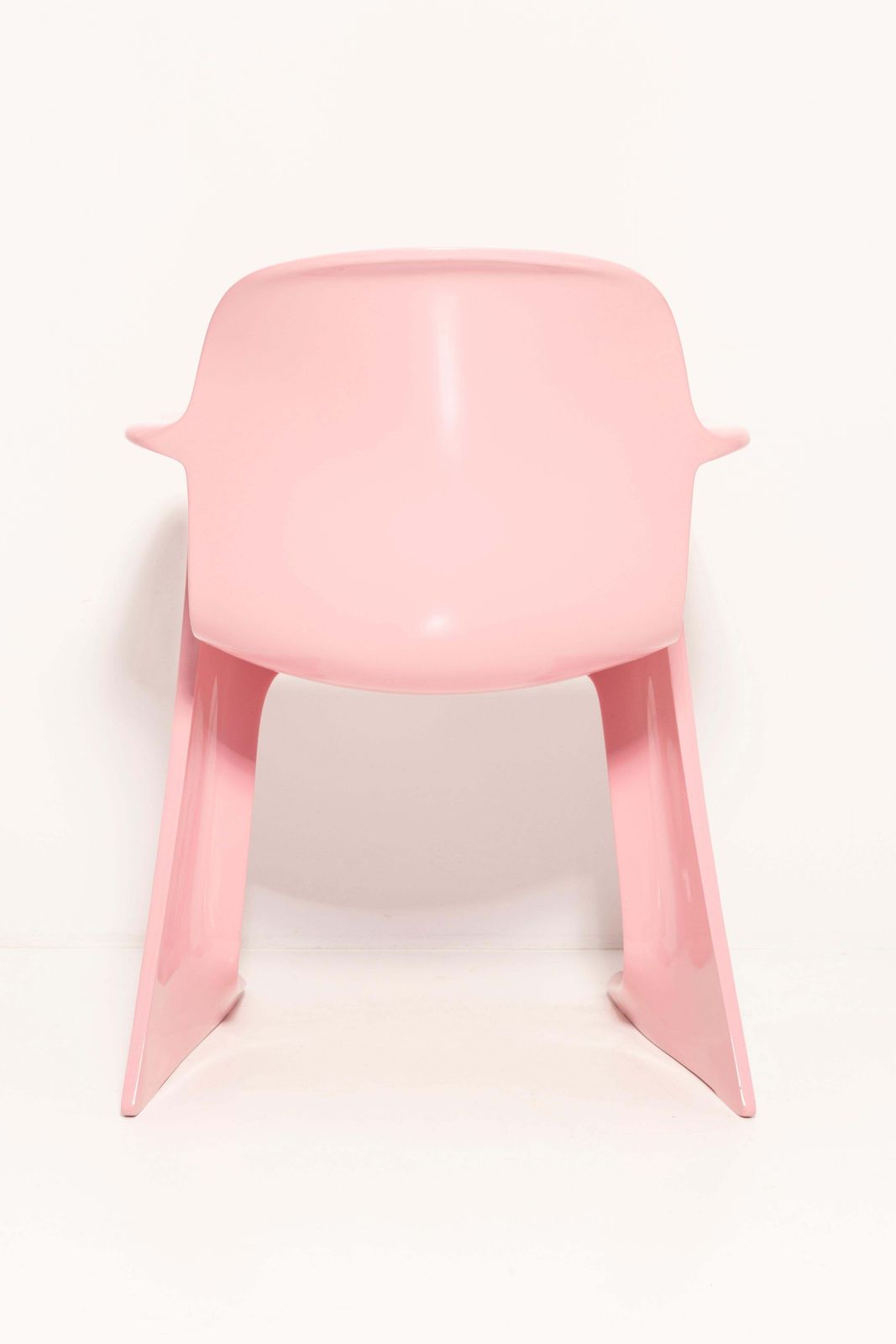 photo buy Mid Century Light Pink Kangaroo Chair Designed By Ernst Moeckl, Germany, 1968