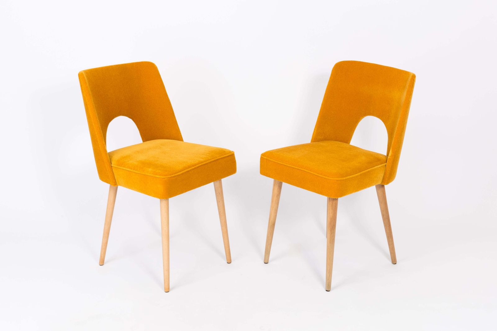Set Of Four Mustard Yellow Velvet 'Shell' Chairs, 1960s photo vinterior