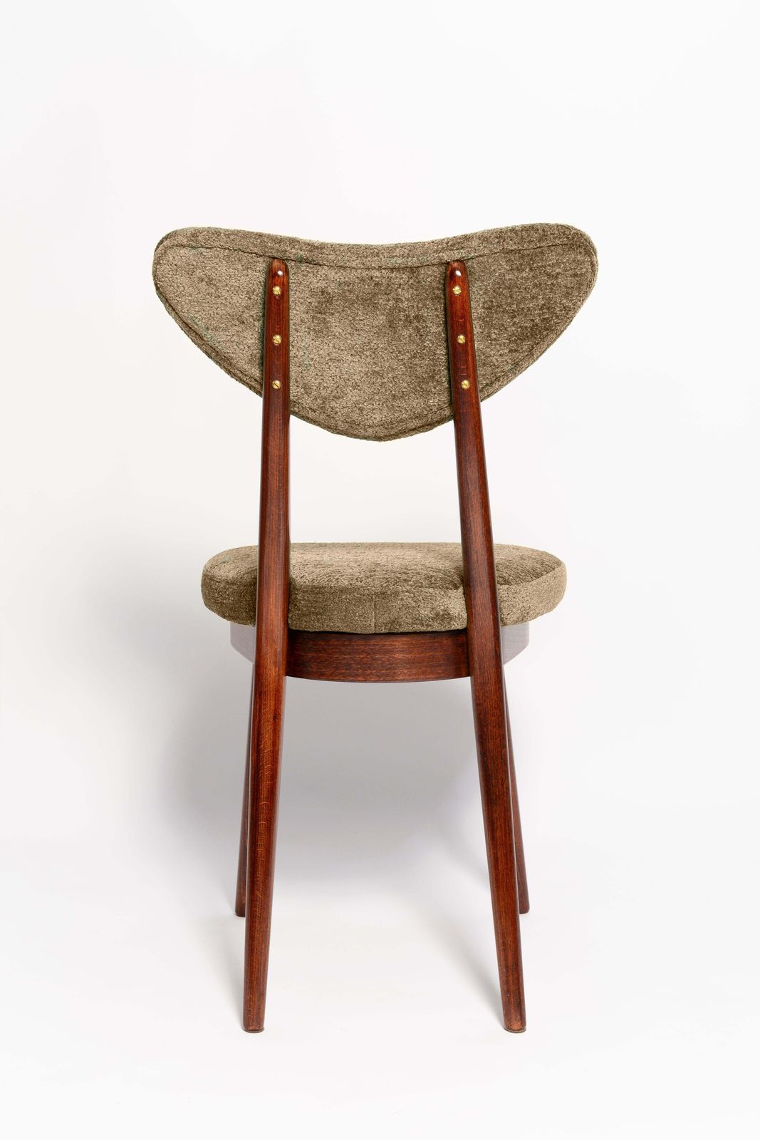 Mid Century Vintage Olijfgroene Fluwelen Stoel Met Hartvorm, Europa, Ca. Jaren 1960 photo vinterior