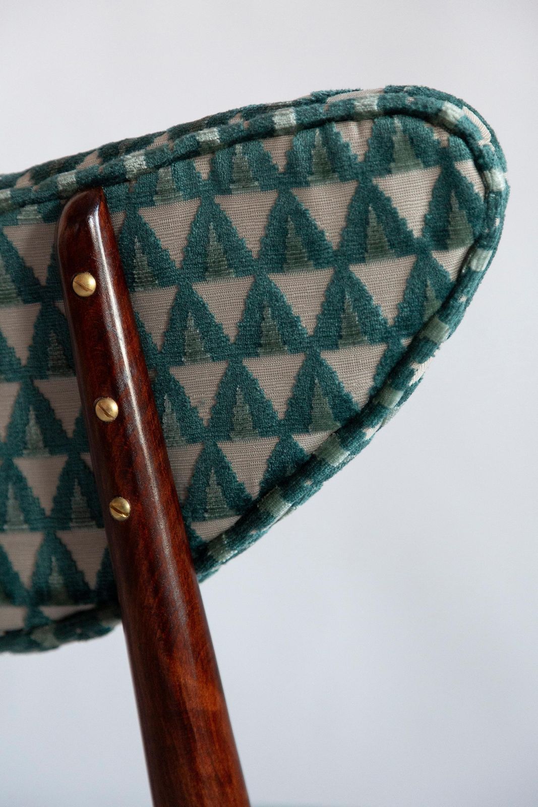 photo for sale Mid Century Heart Chair In Amuleto Green Velvet, Europe, 1960s