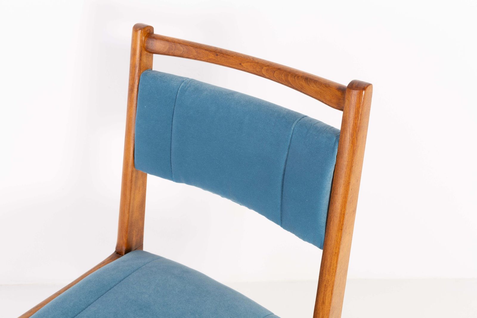 1702.0 Four 20th Century Blue Velvet Chairs, Poland, 1960s photo