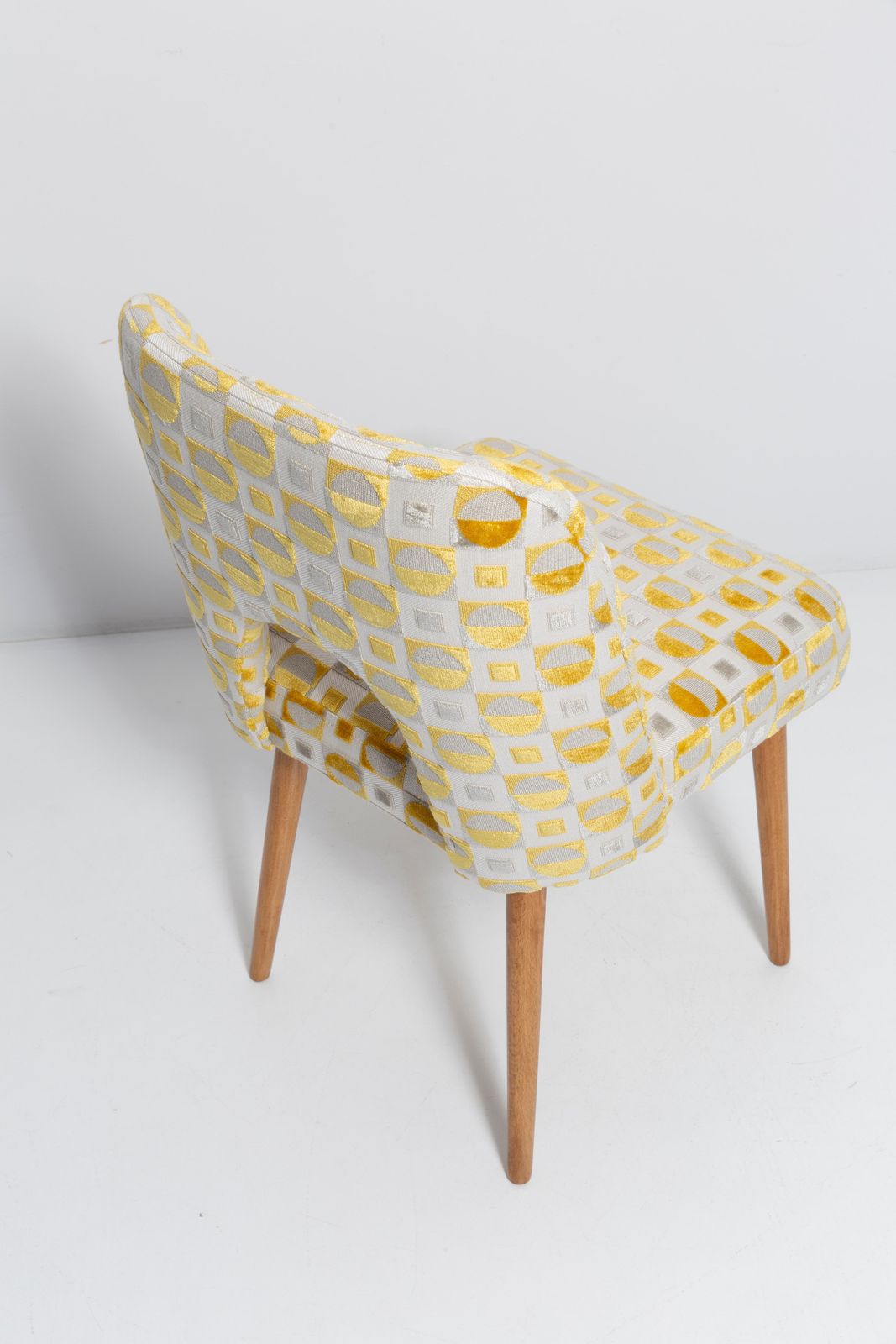 Set Of Six Yellow "Shell" Chairs, Poland, 1960s photo vinterior