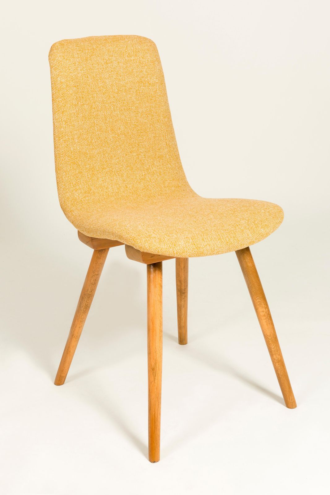 Set Of Six 20th Century Fameg Yellow Vintage Chairs, 1960s, Poland photo vinterior