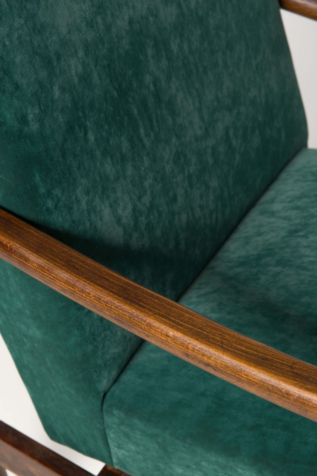 Mid Century Fauteuil, Donkergroen Fluweel, Europa, Jaren 1960. photo for sale