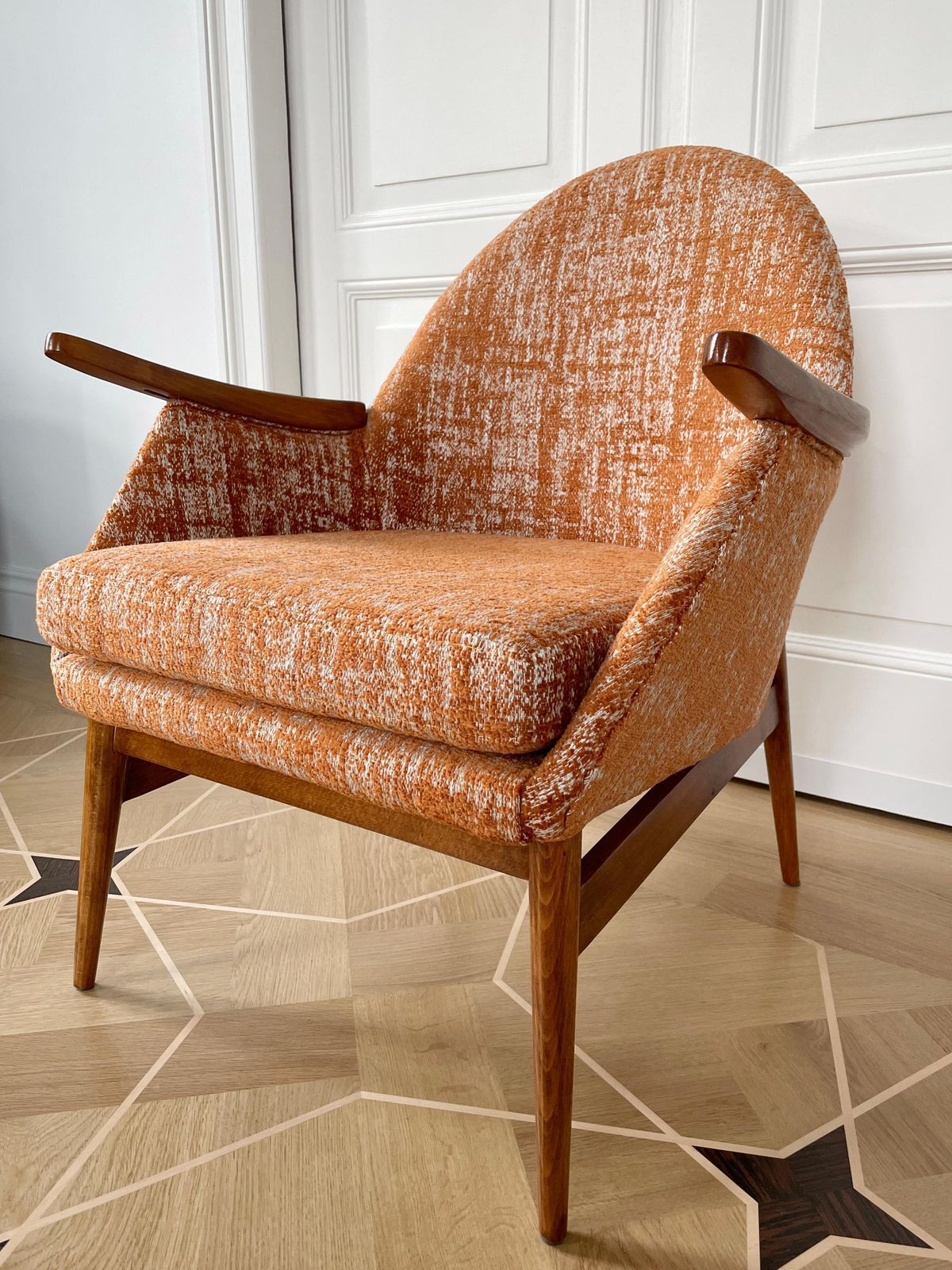 photo for sale Mid Century Swallow Armchair, Designed By Julia Gaubek, Europe, 1960s