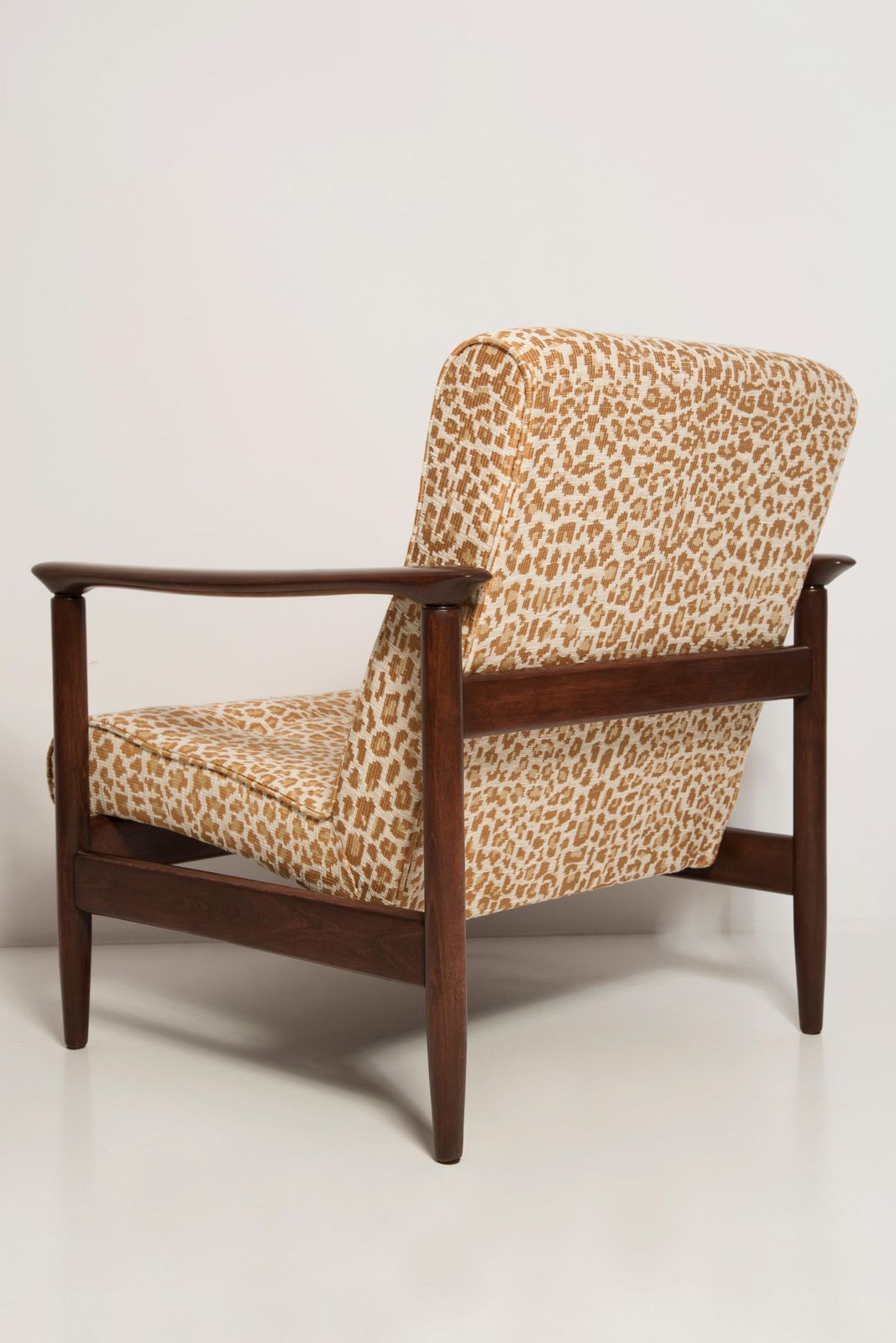 photo for sale Paar Mid Century Pixel Luipaard Fauteuils, Gfm 142, Edmund Homa, Europa, Jaren 1960
