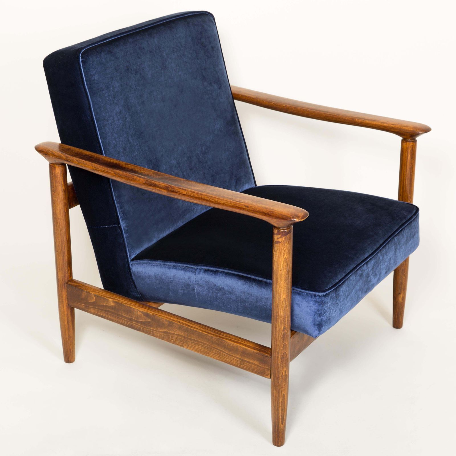 Paar Donkerblauwe Fluwelen Fauteuils, Ontworpen Door Edmund Homa, Jaren 1960 photo buy