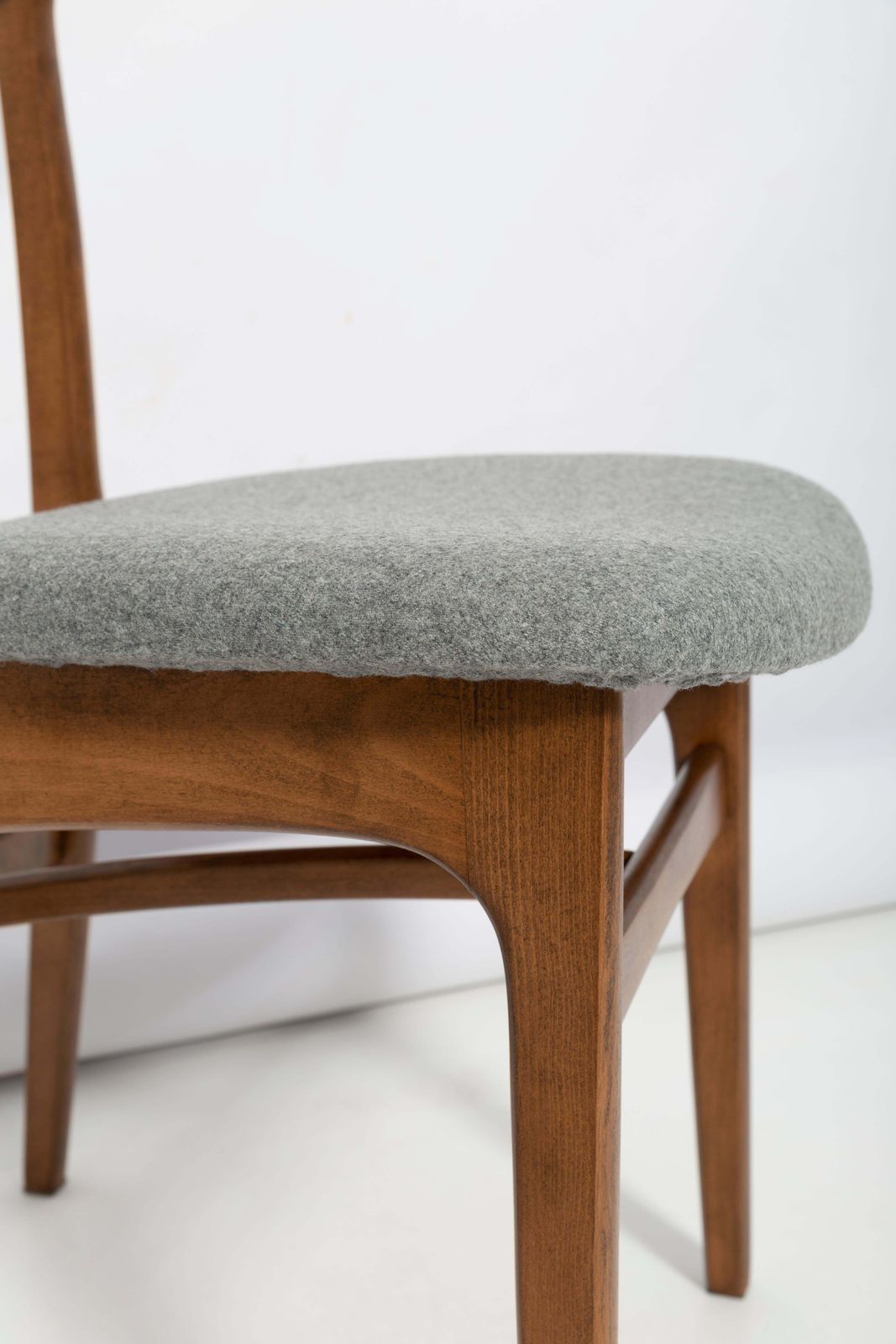 Set Of Six Mid Century Gray Wool Chairs By Rajmund Halas, Poland, 1960s photo Furniture