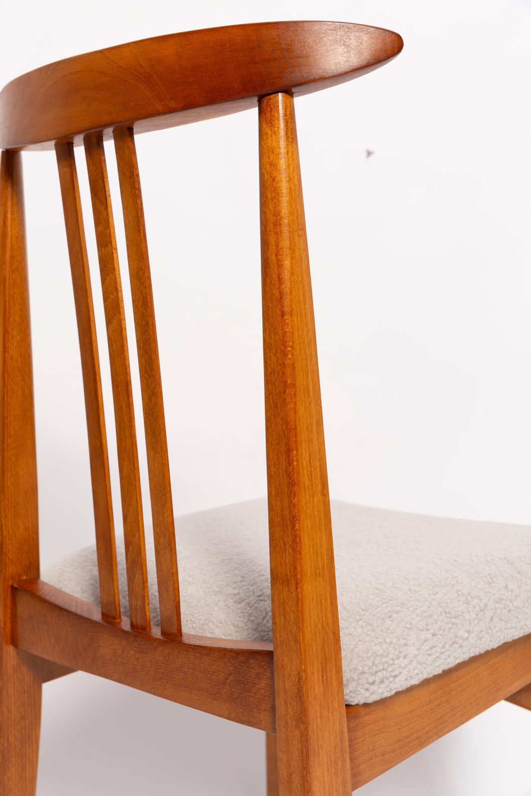 Set Of Six Mid Century Linen Boucle Chairs, By M. Zielinski, Europe, 1960s photo vinterior