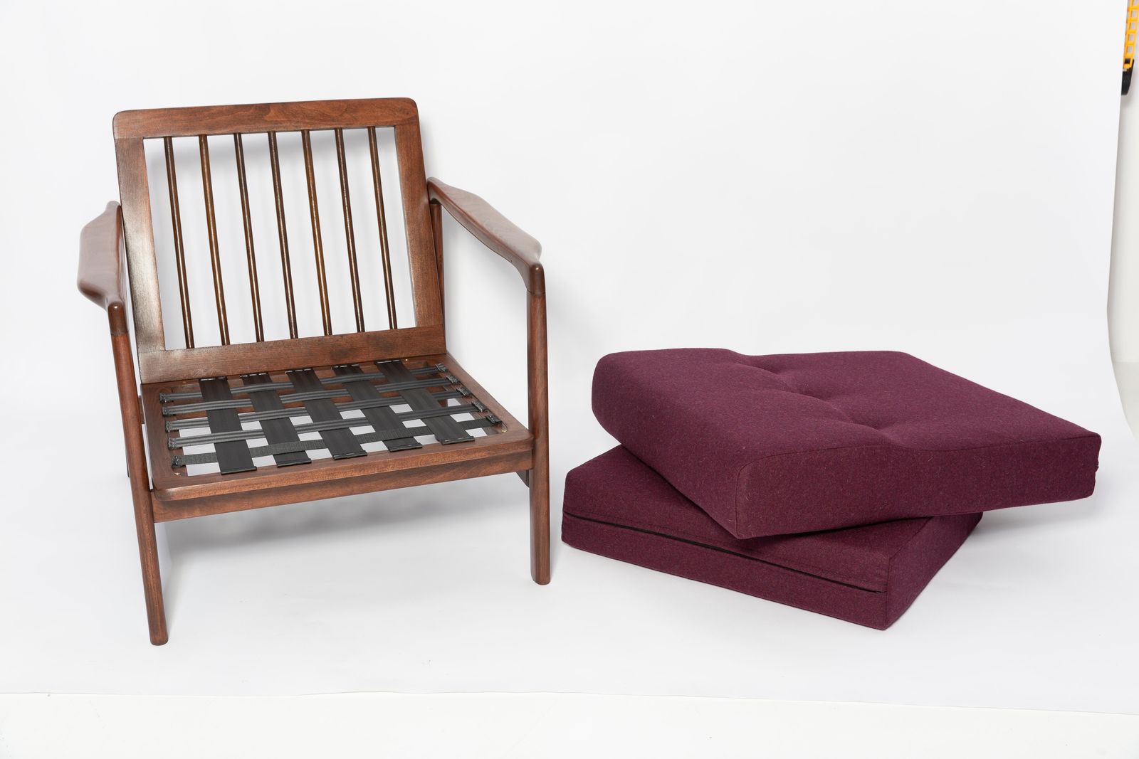 4082.0 Pair Of Mid Century Purple Wool Velvet Armchairs, Zenon Baczyk, Poland, 1960s photo