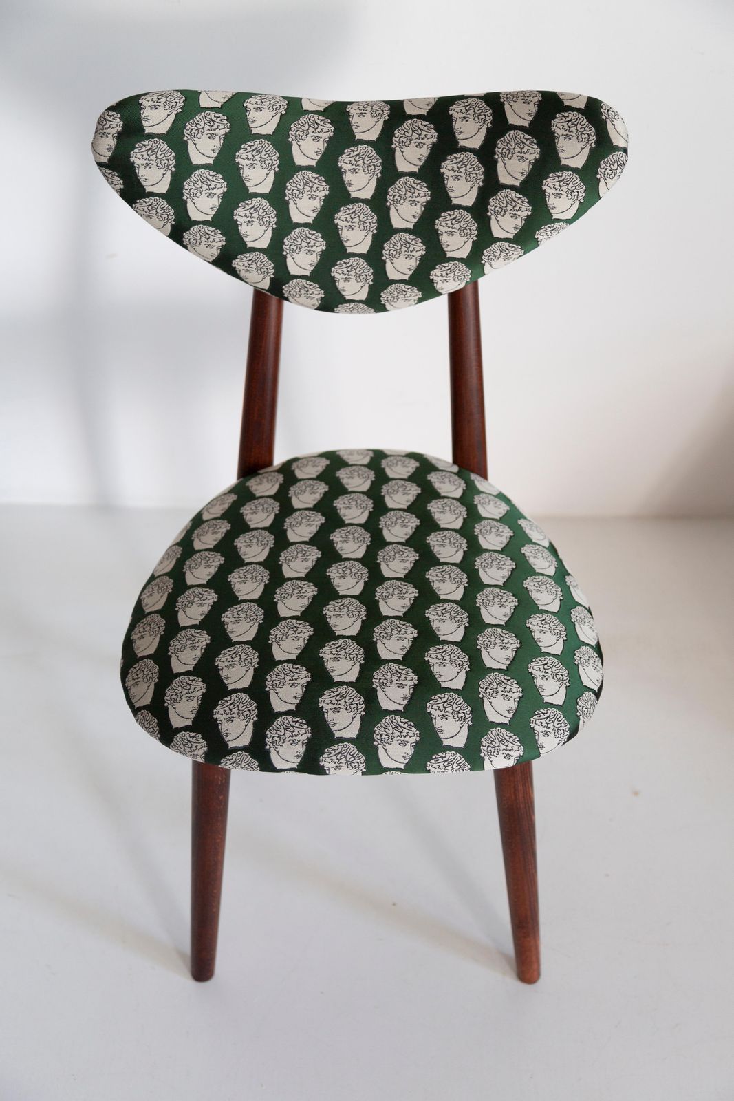 3567.0 Six Midcentury David Print Emerald Satin, Dark Wood Heart Chairs, Europe, 1960s photo