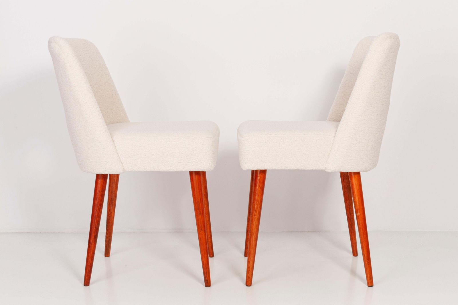 Set Of Ten Light Crème Boucle 'Shell' Chairs, 1960s photo vintage