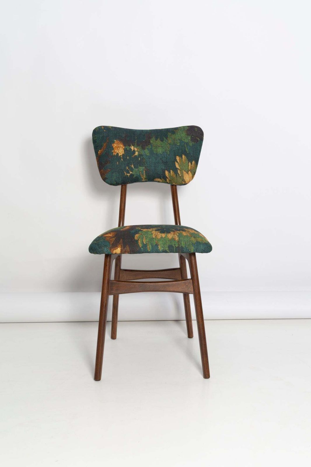 photo for sale Set Of Eight Midcentury Butterfly Chairs, Linen Schwarzwald Dedar, Europe, 1960s