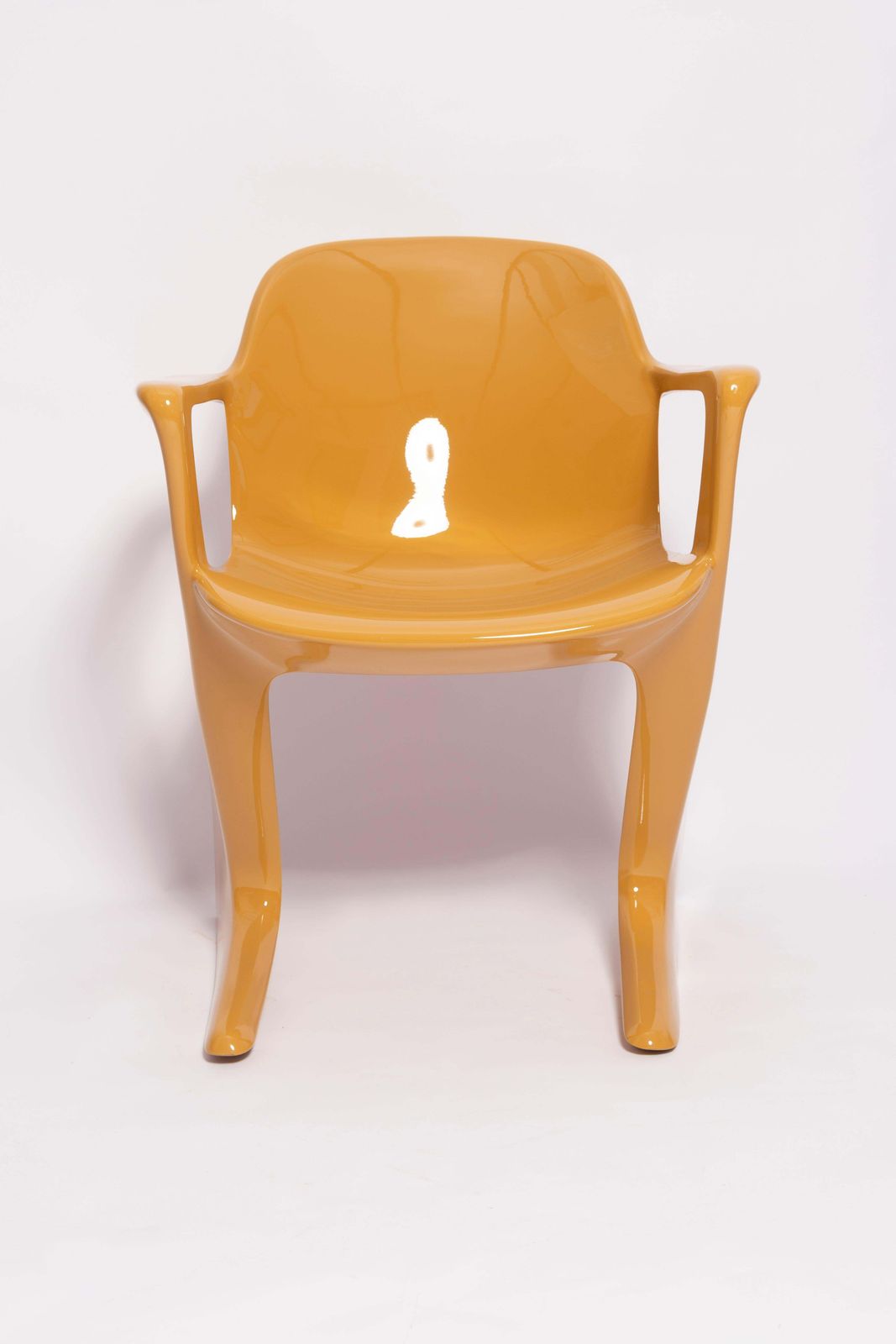 photo for sale Set Van Zes Mid Century Zandbeige Kangaroo Stoelen, Van Ernst Moeckl, Duitsland 1968