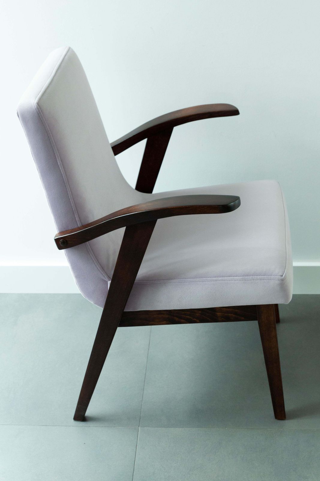 Vintage Lichtviolette Fauteuil Van Mieczyslaw Puchala, Ca. Jaren 1960 photo Meubels