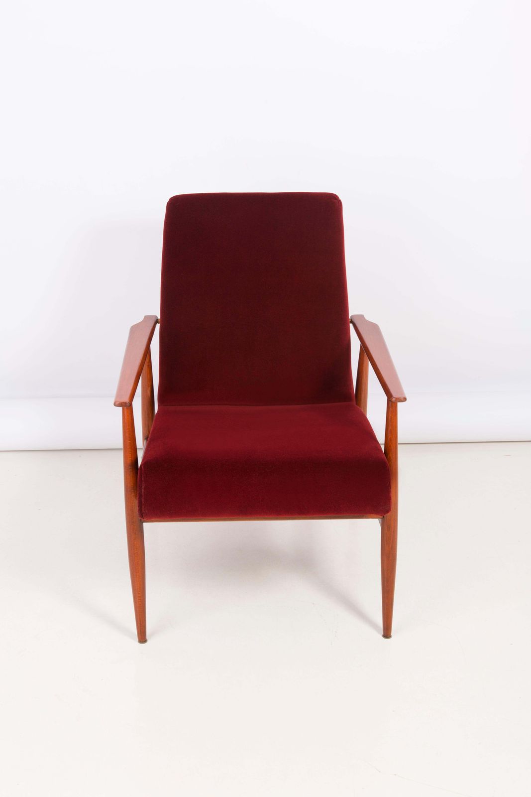 20th Century Burgundy Dark Red Dante Armchair, H. Lis, 1960s photo vinterior