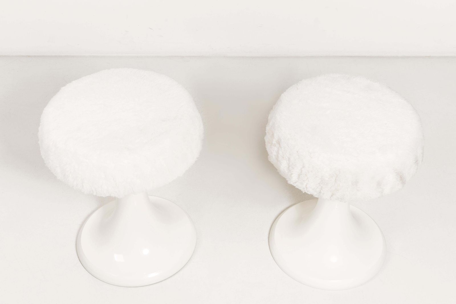 Set Van 2 Witte Emsa Krukken, Duitsland, Jaren 1960 photo furniture