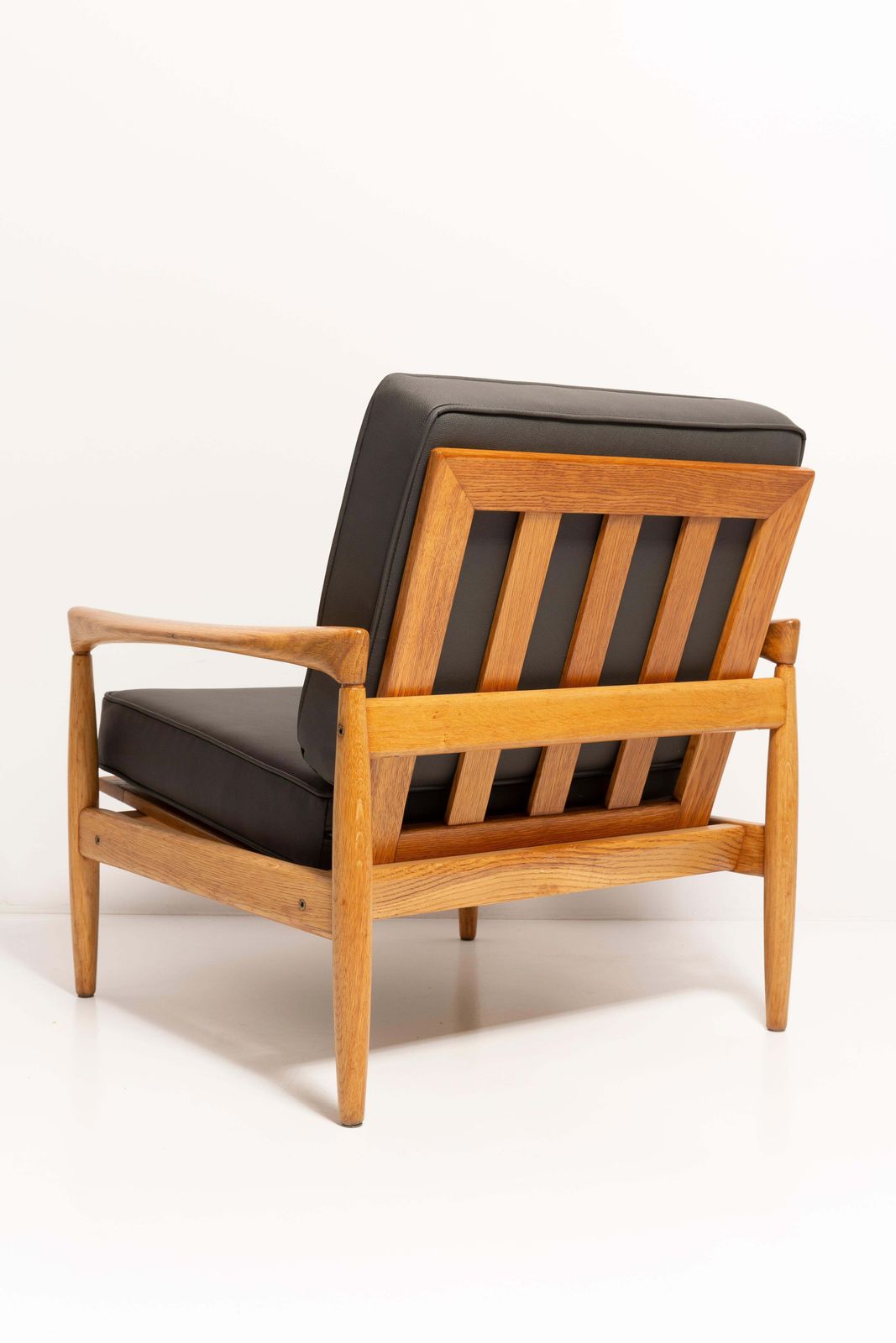 photo buy Scandinavian Oak Lounge "Kolding" Armchair By Erik Worts, 1960s