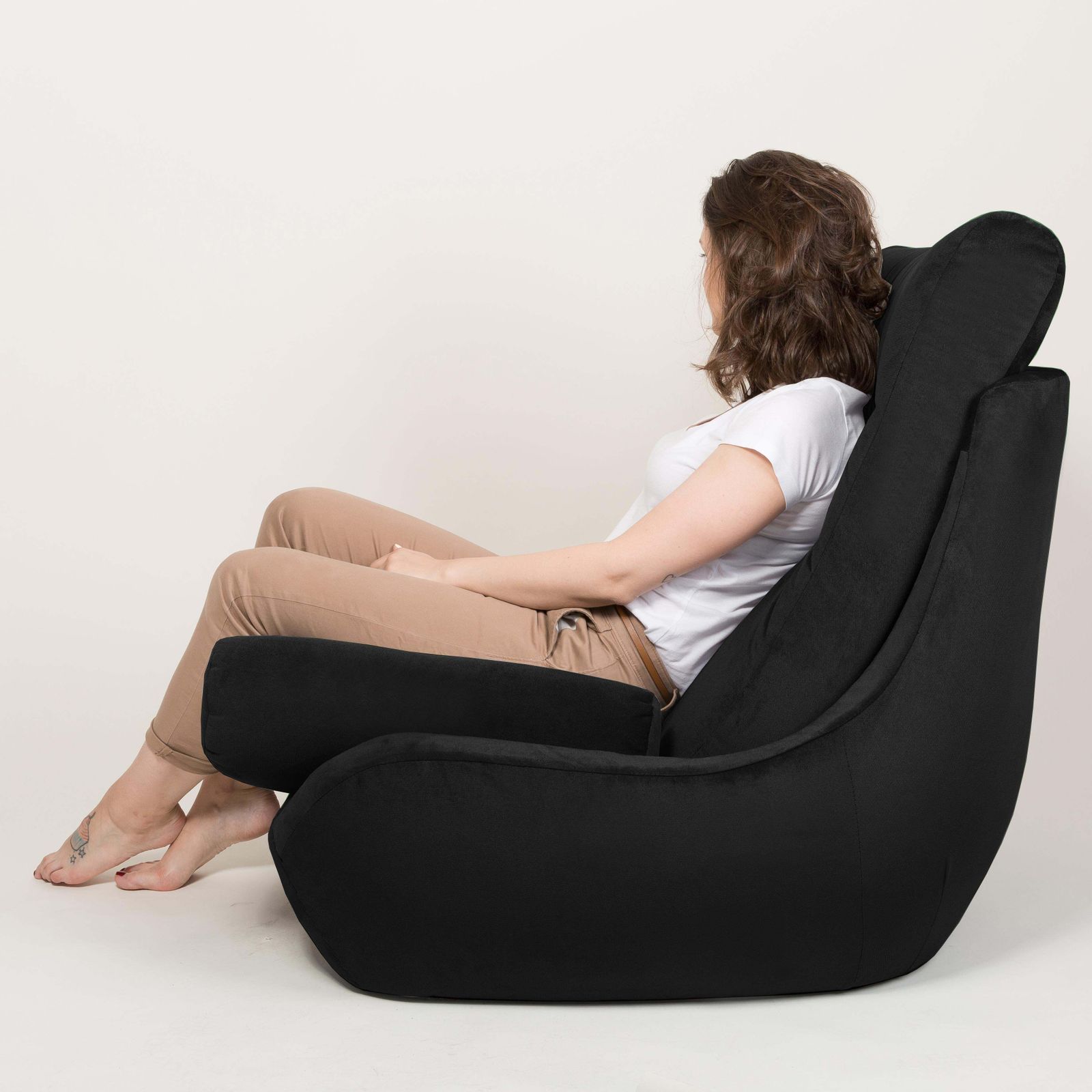 photo furniture 20th Century Vintage Black Velvet Giant Atlantis Armchair, 1960s