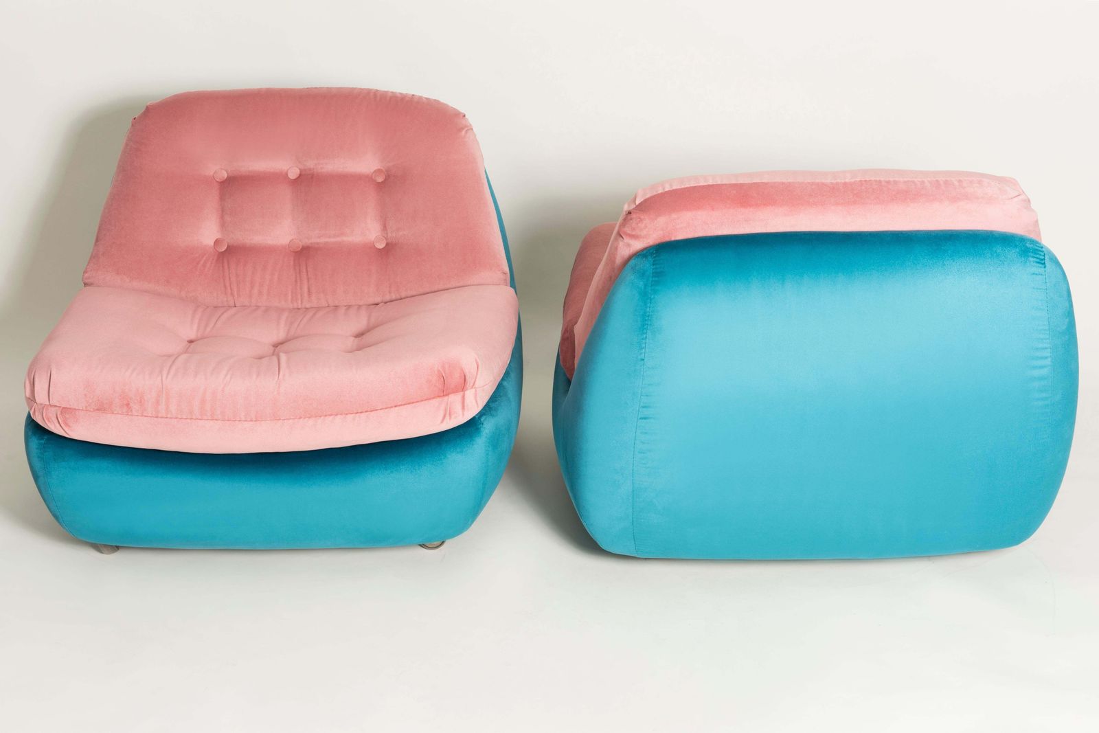Two 20th Century Vintage Pink And Blue Atlantis Armchairs, 1960s photo vinterior
