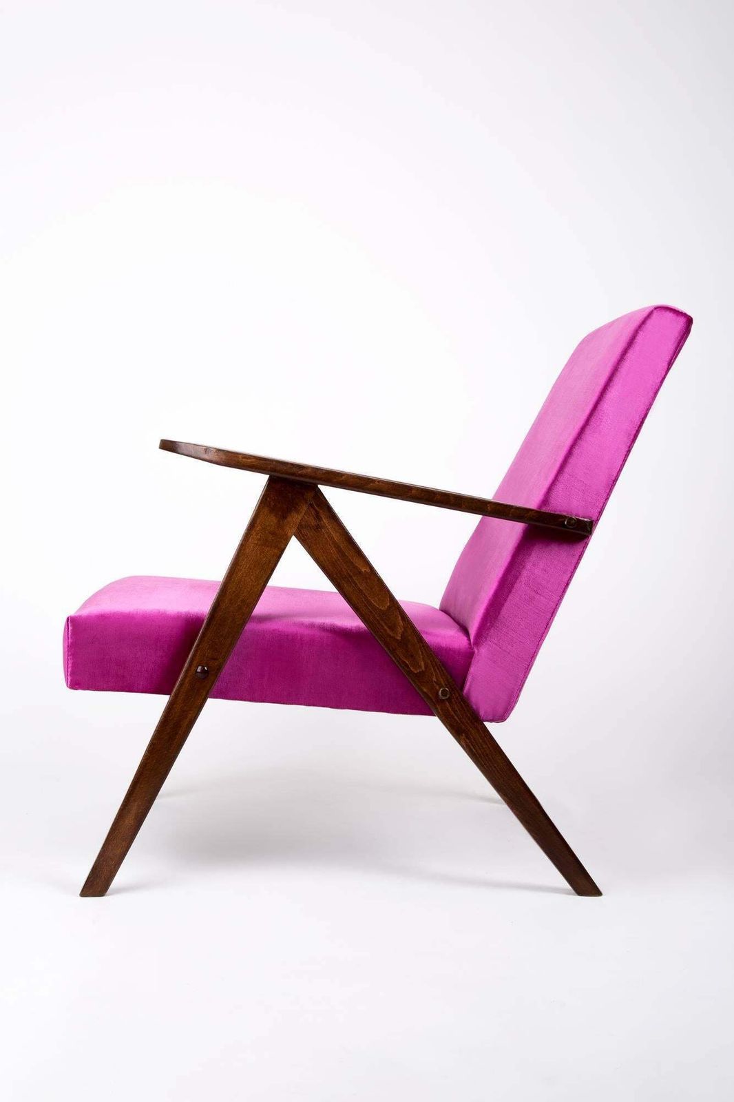 Mid Century Modern Magenta Pink Armchair, B 310 Var, 1960s, Poland photo vinterior