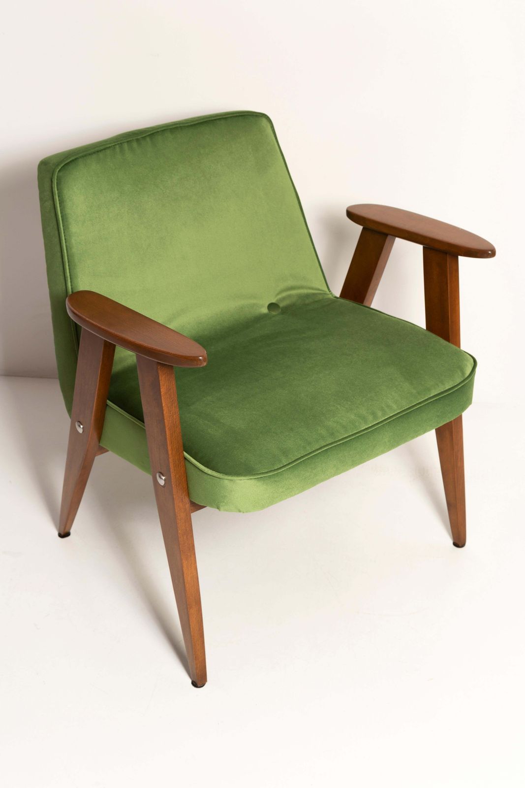 Pair Of Mid Century 366 Armchairs In Green Velvet, Jozef Chierowski, Europe 1960 photo for sale