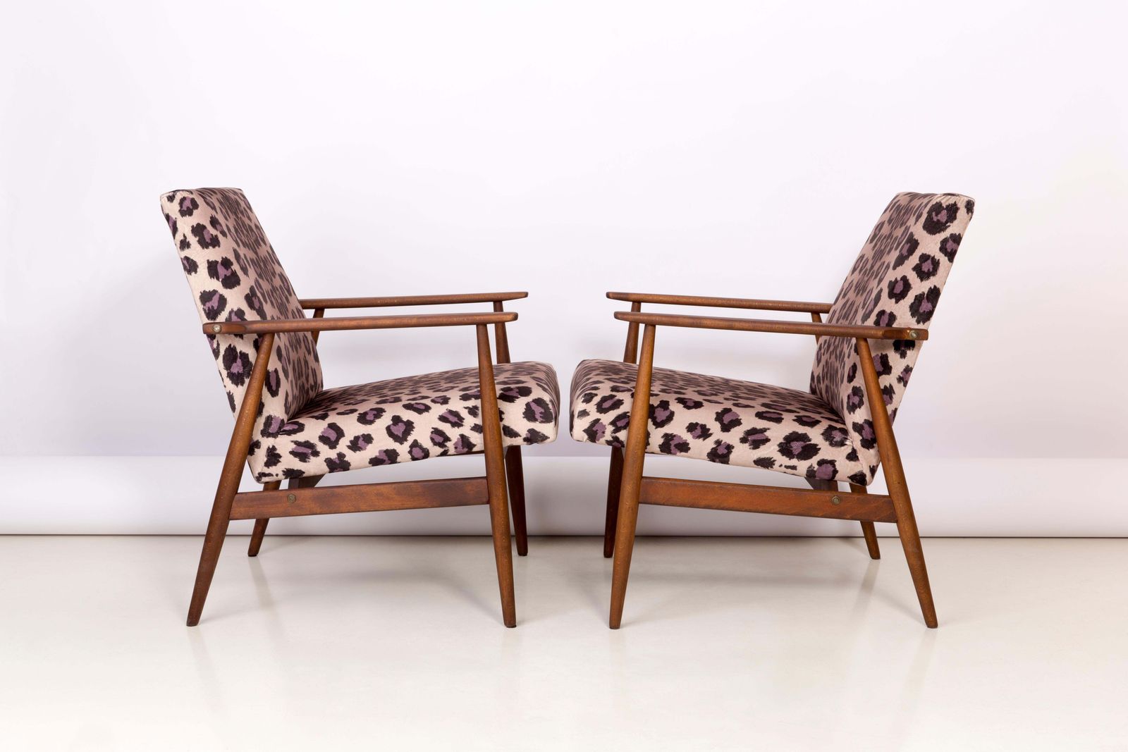 Pair Of Midcentury Leopard Print Velvet Dante Armchairs, H. Lis, 1960s photo Furniture