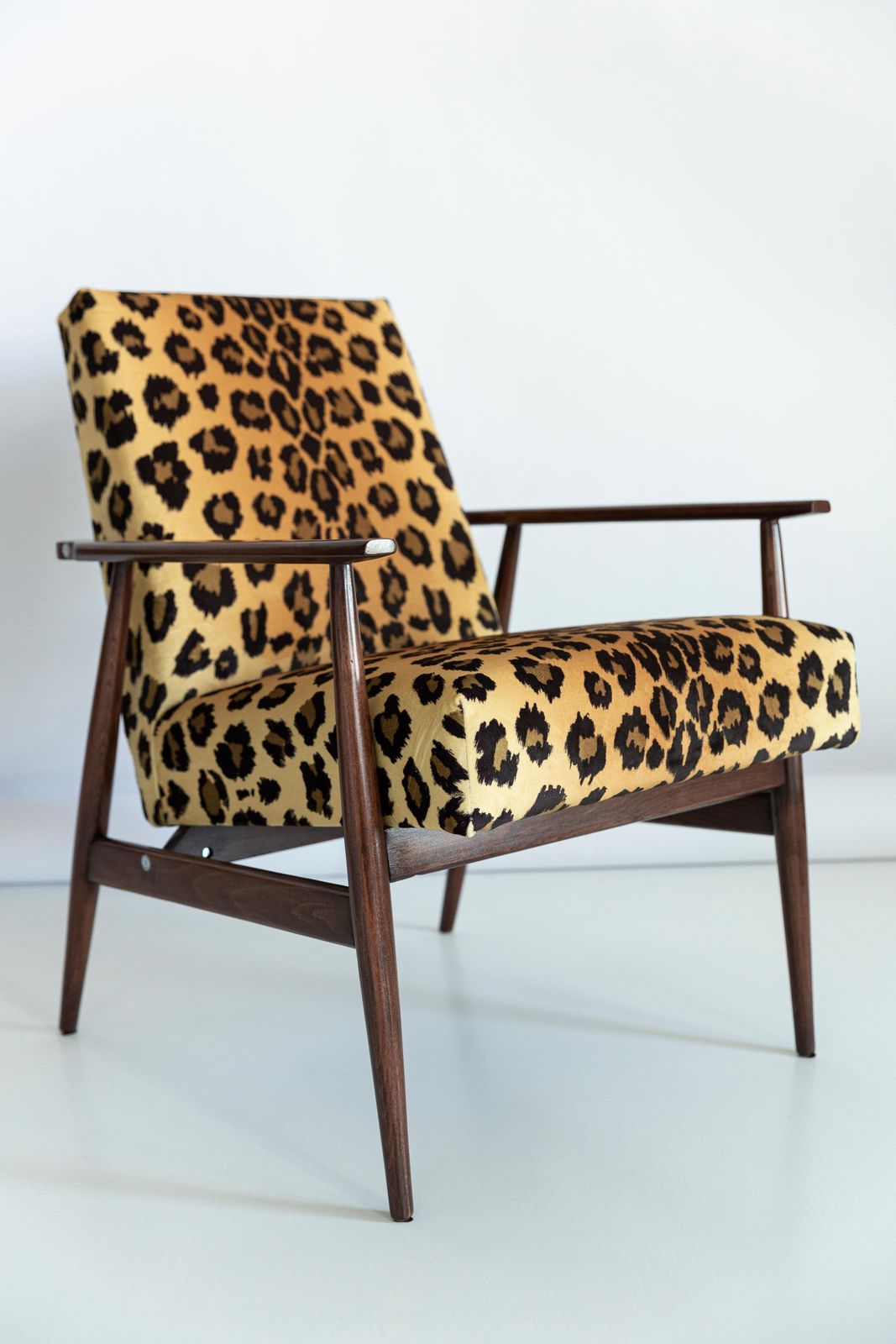 Set Of Two Midcentury Leopard Print Velvet Dante Armchairs, H. Lis, 1960s photo 2721.0