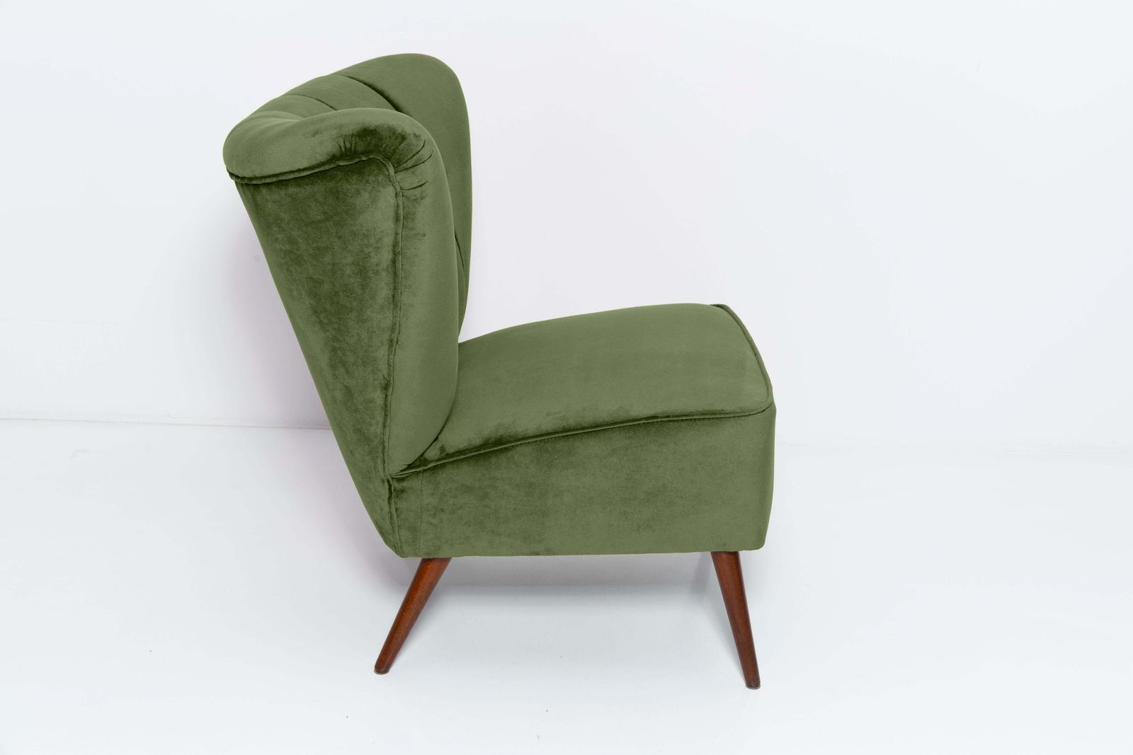 Set Of Two Mid Century Green Velvet Club Armchairs, Europe, 1960s photo furniture