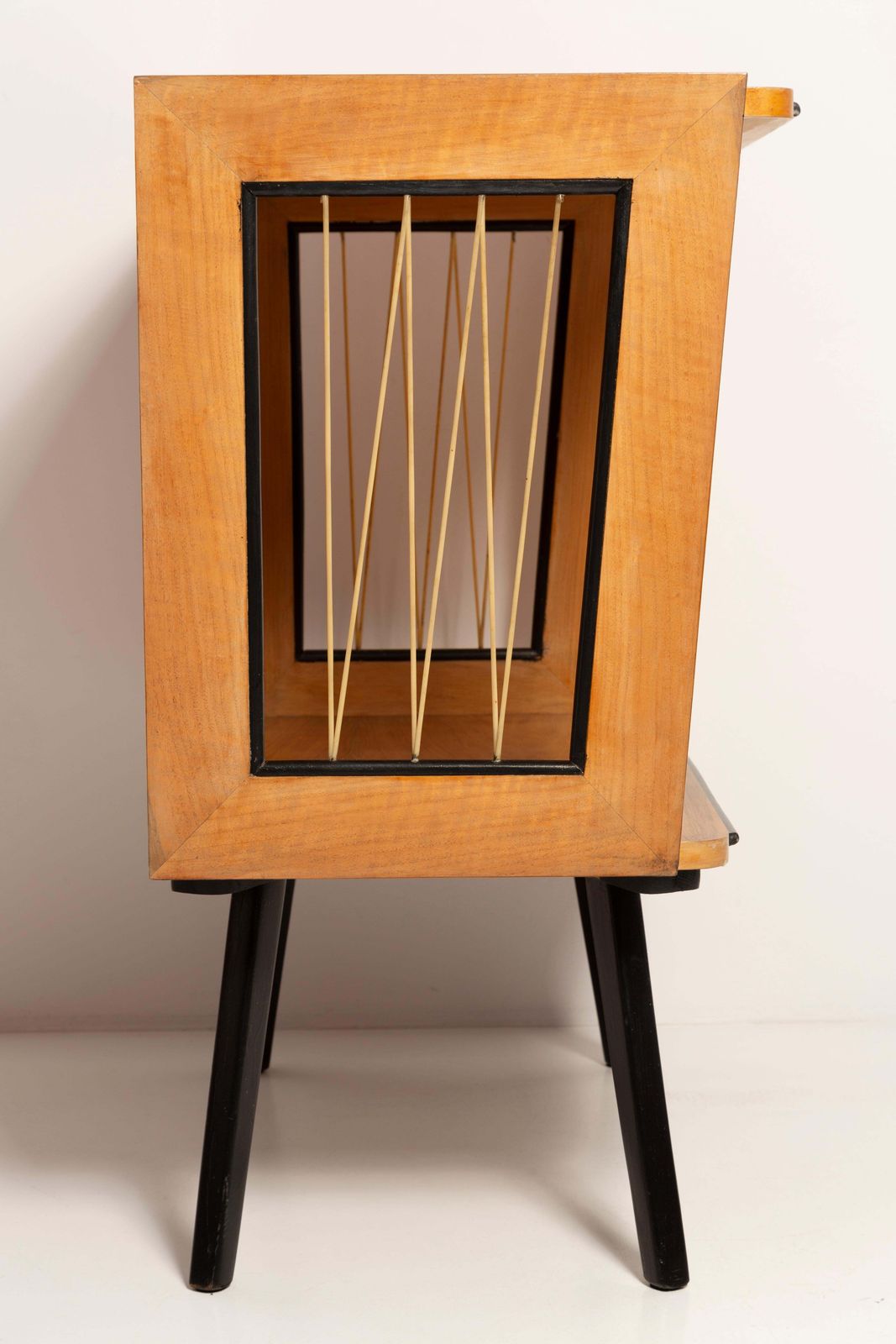 photo vinterior Mid Century Modern Vintage Tv Side Table, Beechwood, Poland, 1960s