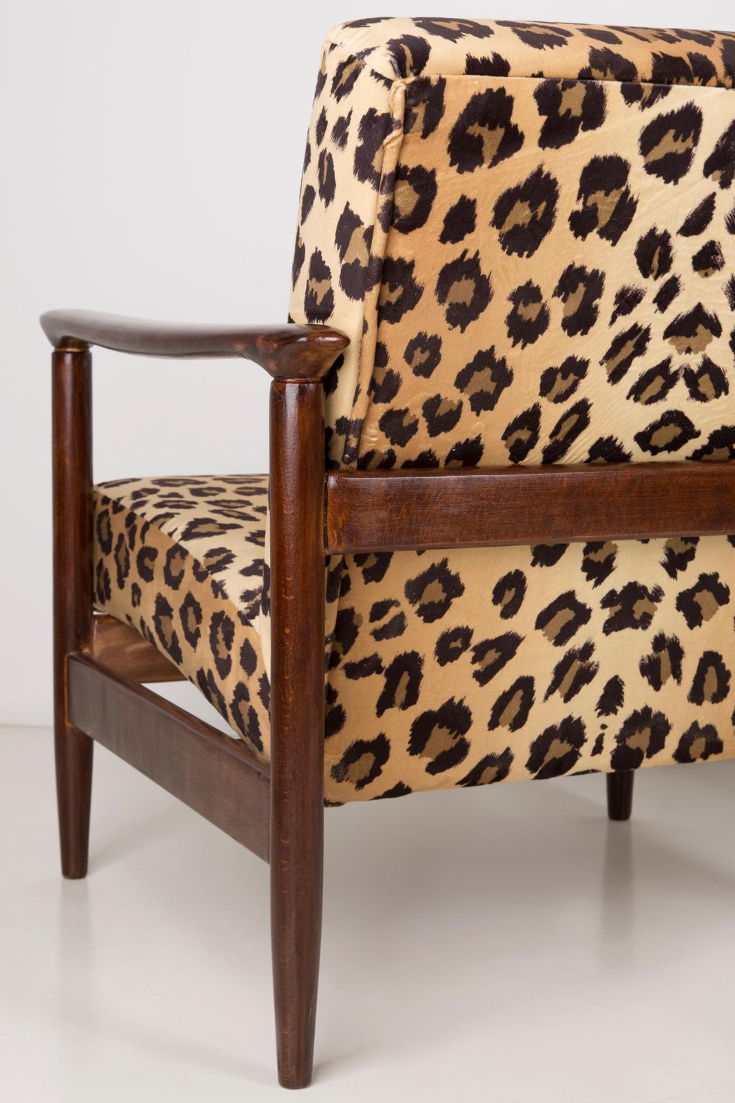 Pair Of Leopard Print Velvet Armchairs, Edmund Homa, Gfm 142, 1960s, Poland photo vintage
