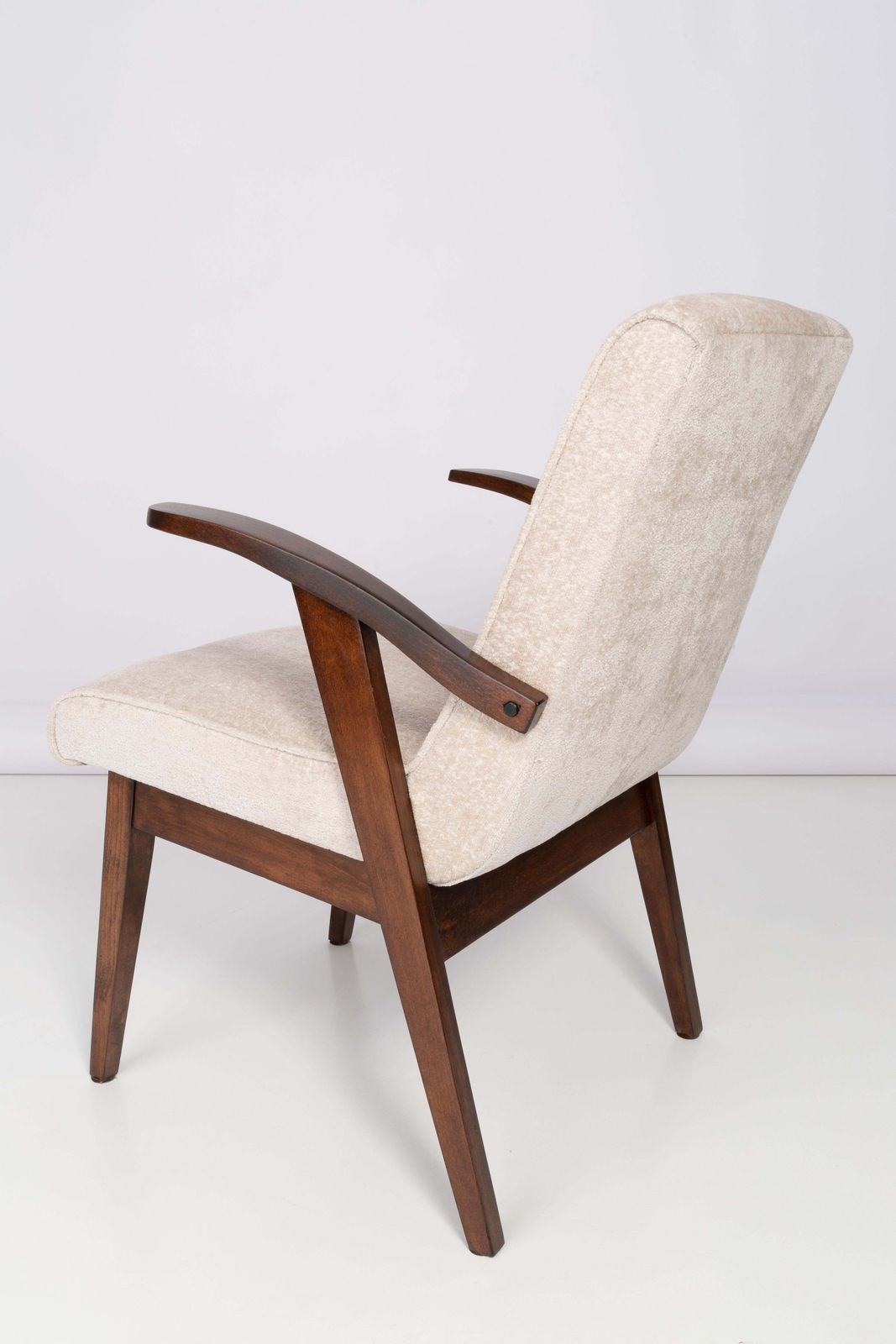 Set Vintage Lichtcrème Fauteuils Uit De 20e Eeuw Door Mieczyslaw Puchala, Ca. Jaren 1960 photo vinterior