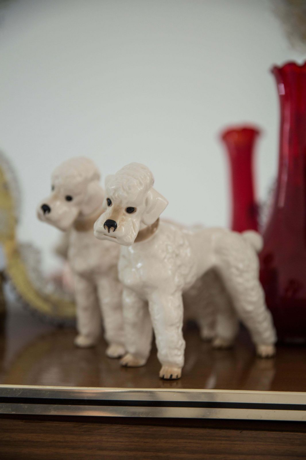 photo vinterior Pair Of Mid Century White Poodle Dogs Sculptures, Italy, 1960s