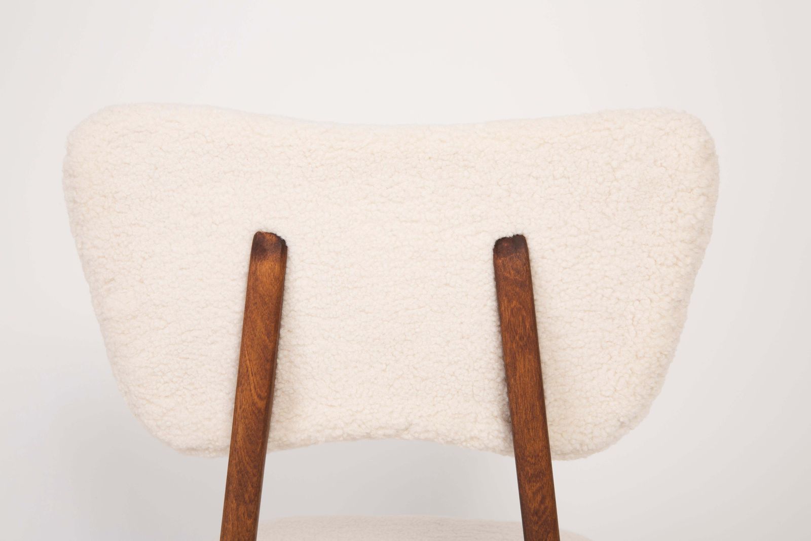 photo vinterior Set Of Six 20th Century Light Crème Boucle Chairs, 1960s