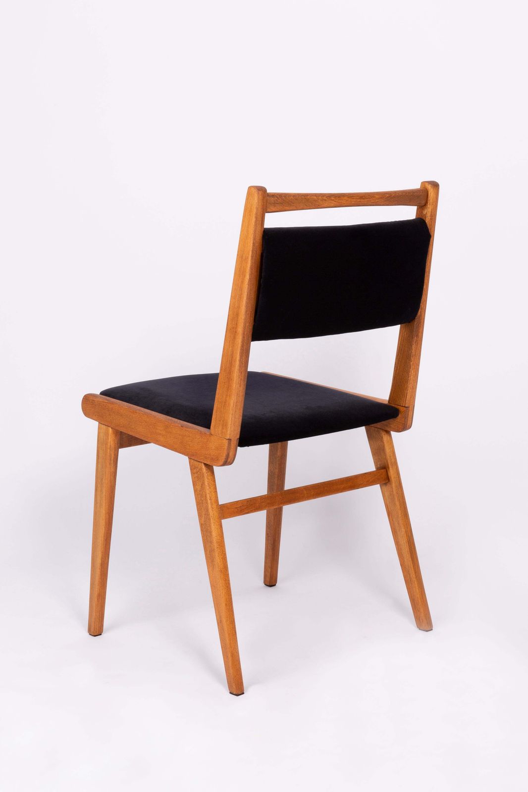 Set Of Eight 20th Century Black Velvet Chairs, Poland, 1960s photo vinterior
