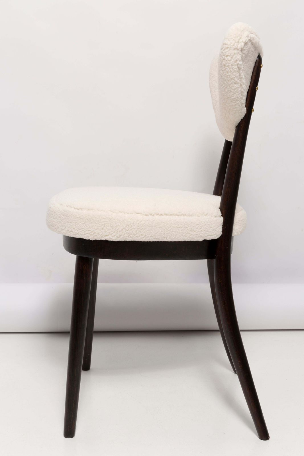Set Of Eight Light Boucle Heart Chairs, Poland, 1960s photo vinterior