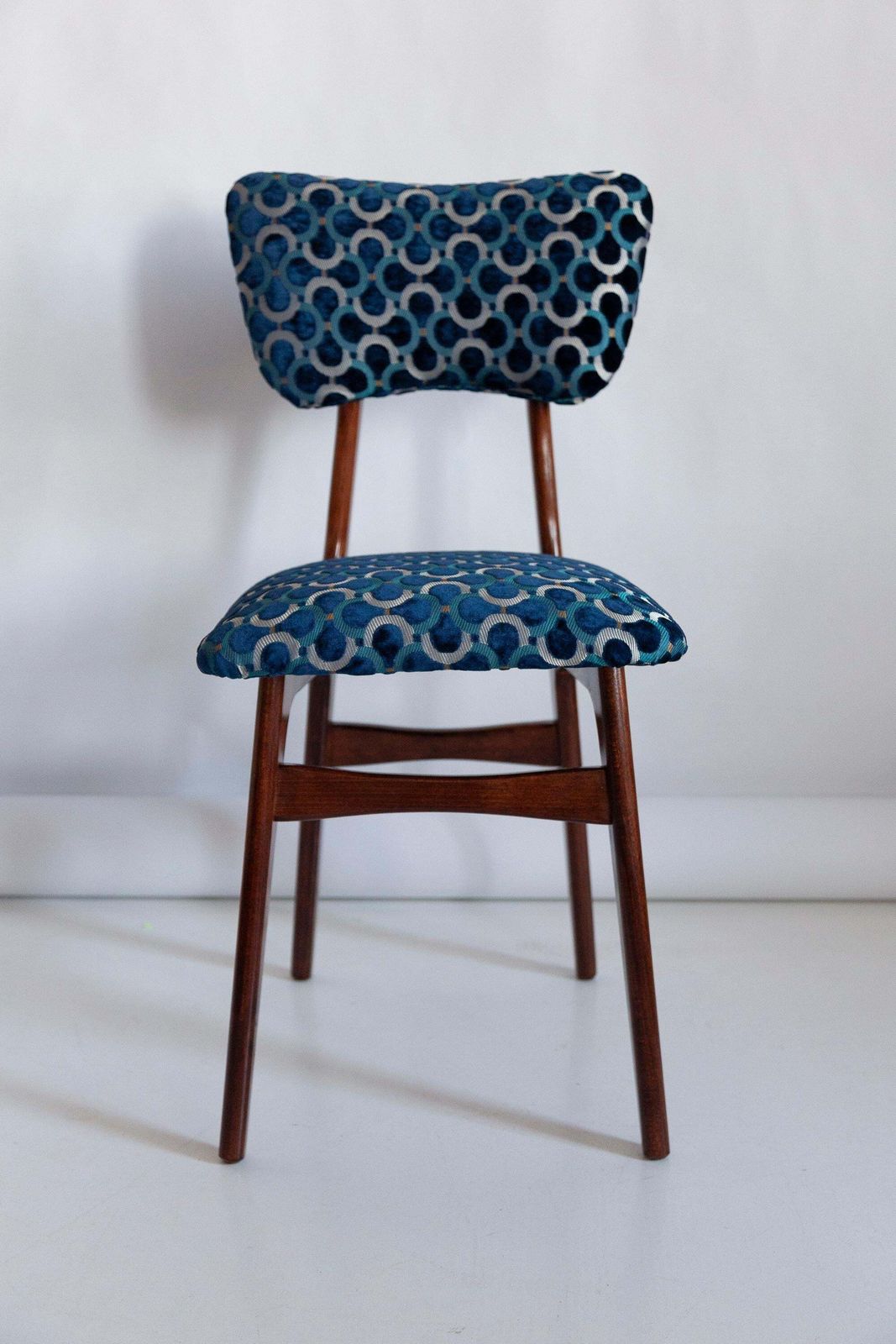 Furniture Ten Mid Century Butterfly Chairs, Blue Scarabeo Velvet, Dark Wood, Europe, 1960s photo