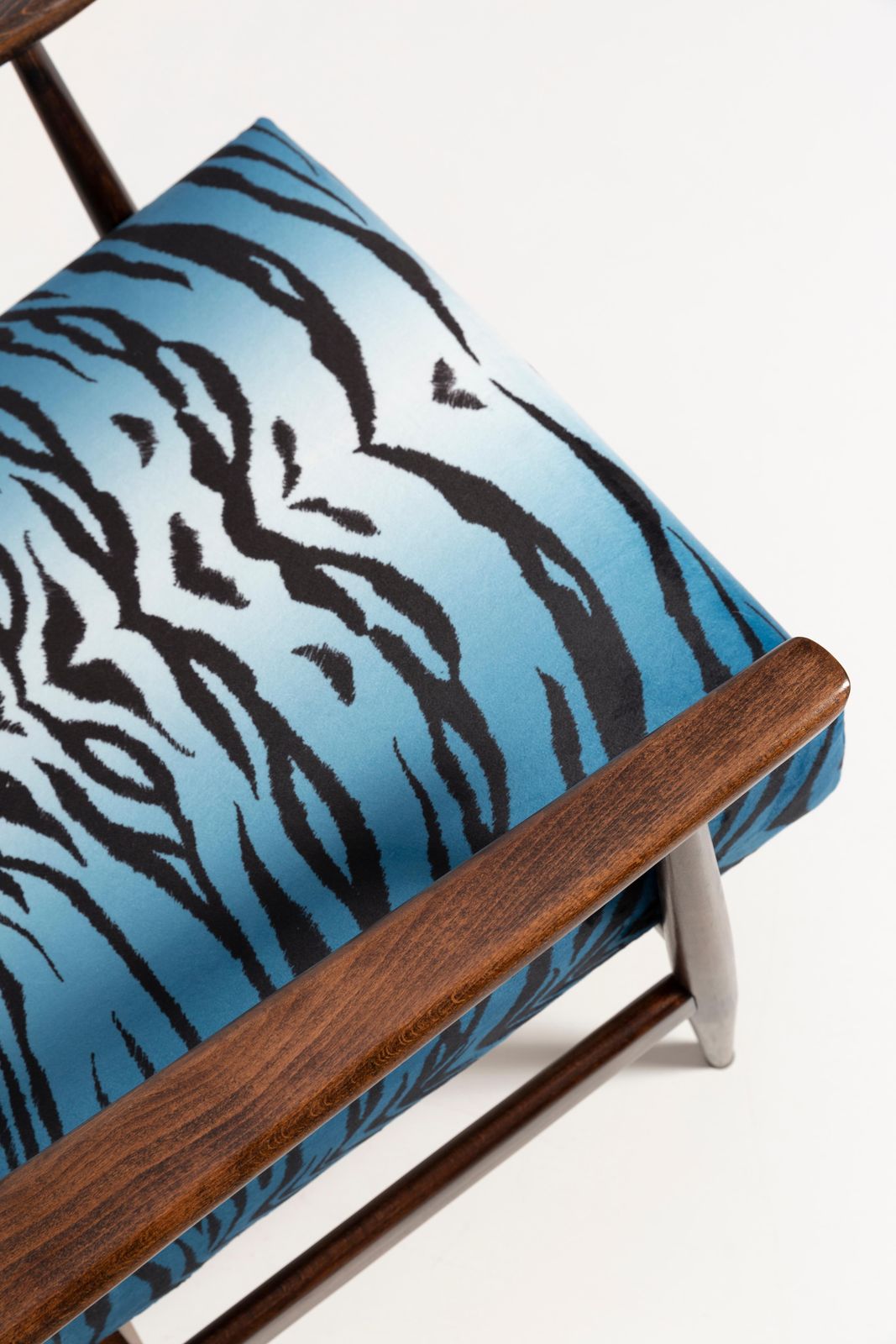 Mid Century Blue Zebra Print Velvet Dante Armchair, H. Lis, 1960s photo 1361.0